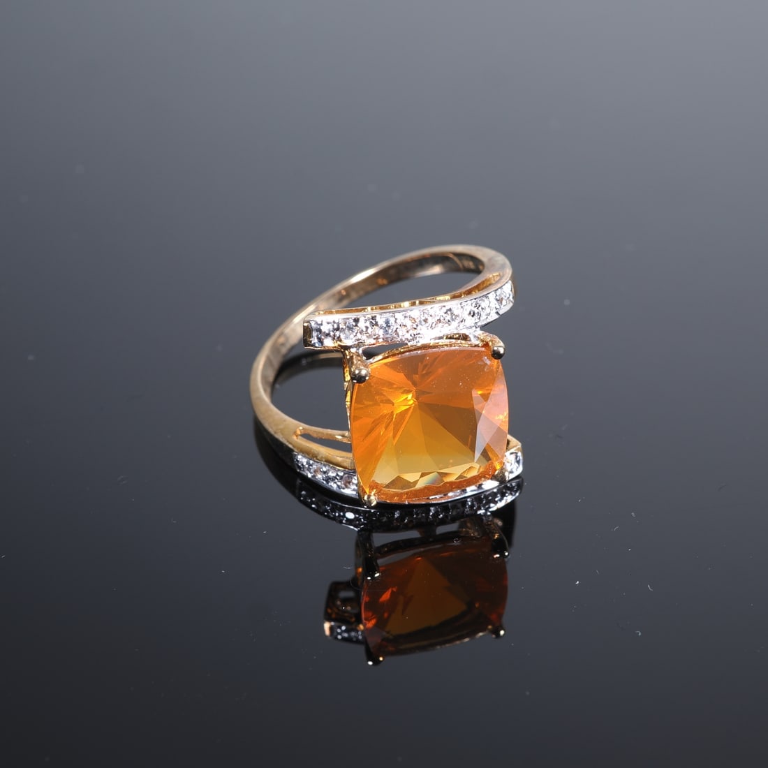 Buriti Fire Opal Gold Ring (1 of 3)