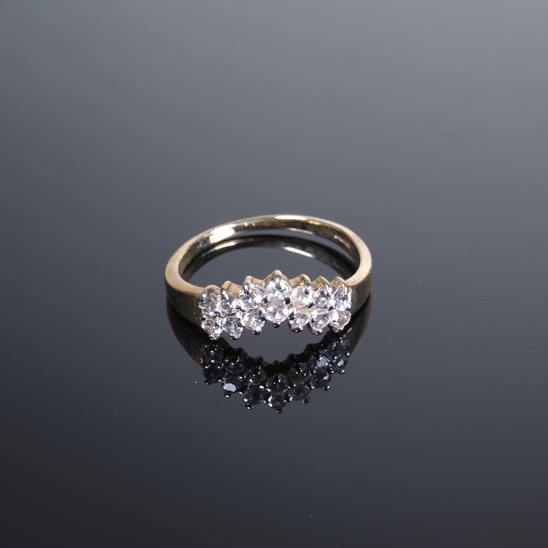 White Sapphire Gold Ring: White Sapphire Gold Ring9ct yellow gold, 375/000 fineness, ring head set with 14 white brilliant-cut sapphires, approx. 0.54ct, virtually new and unworn, inner diameter 17mm, ring size 53/54. Total
