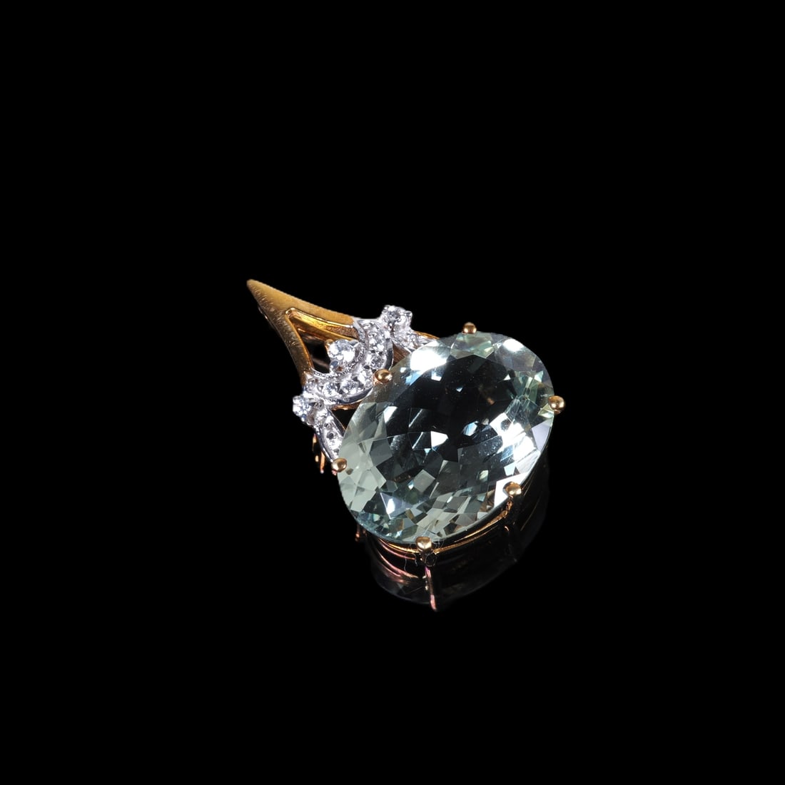 Rio Grande Green Amethyst Gold Pendant (1 of 2)