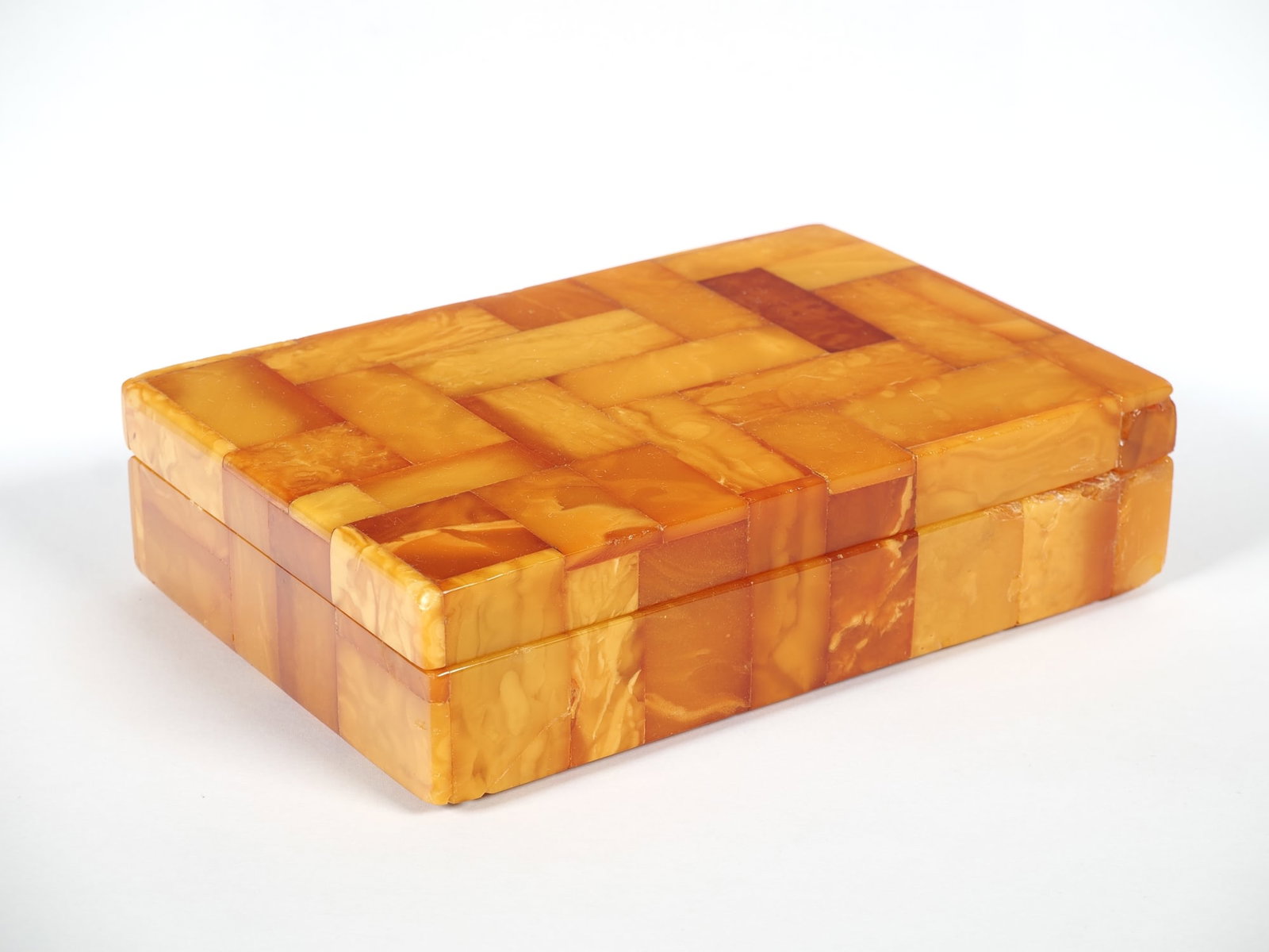 State Amber Manufactory Koenigsberg, Art Deco amber box, circa 1930 (1 of 5)