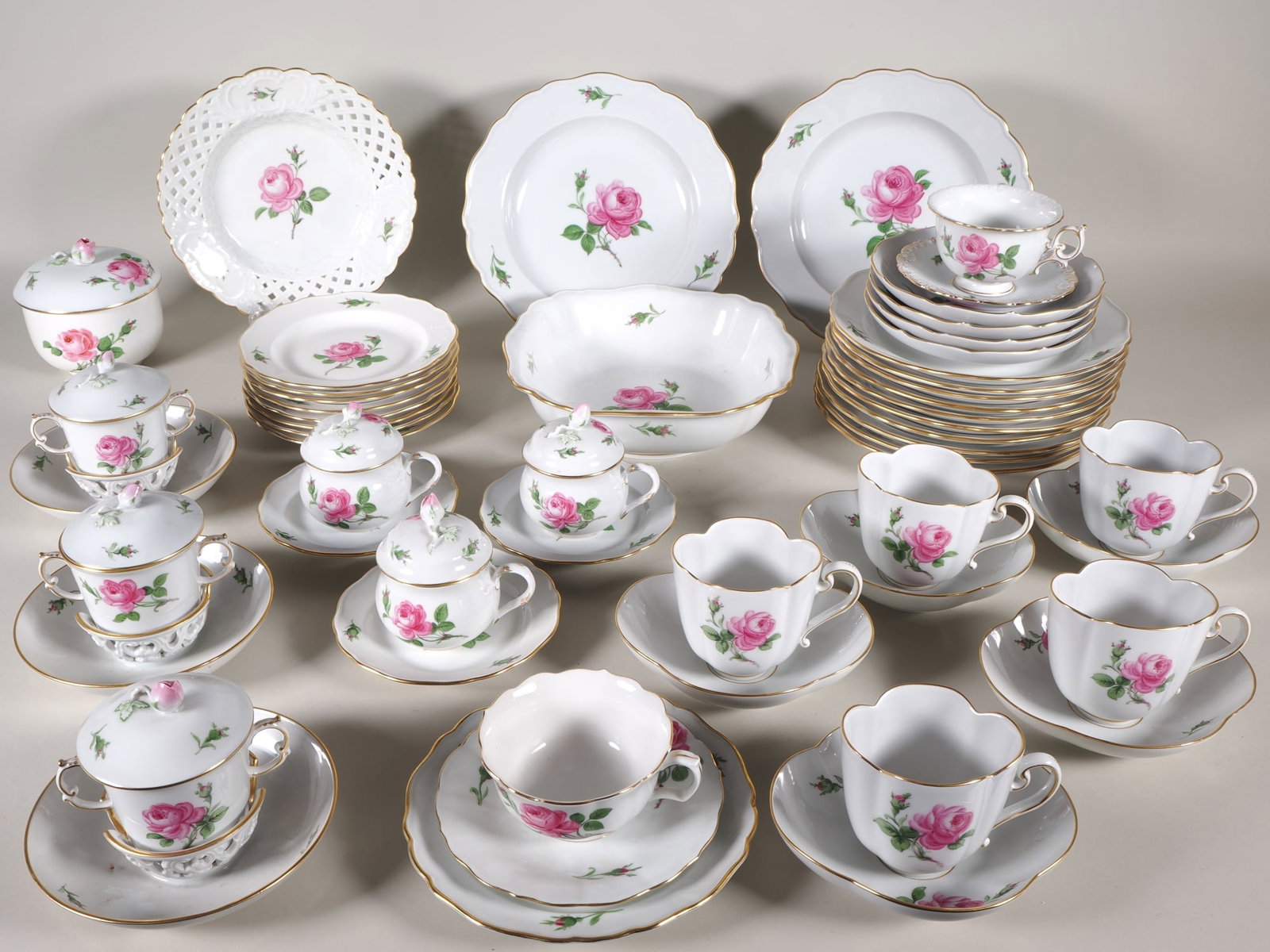 Meissen, large "Pink Rose" set, trembleuse, cream jug, cups, 53 pieces (1 of 9)