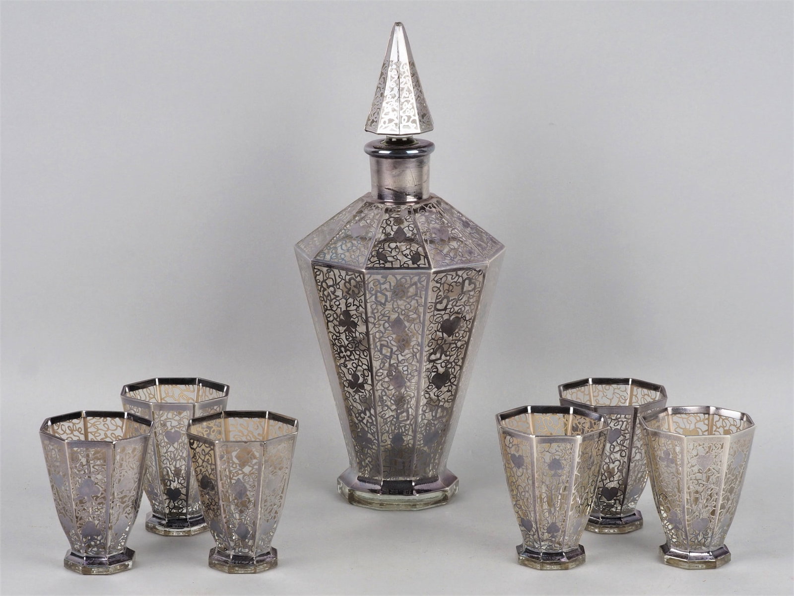 Liqueur set, 30s (1 of 3)