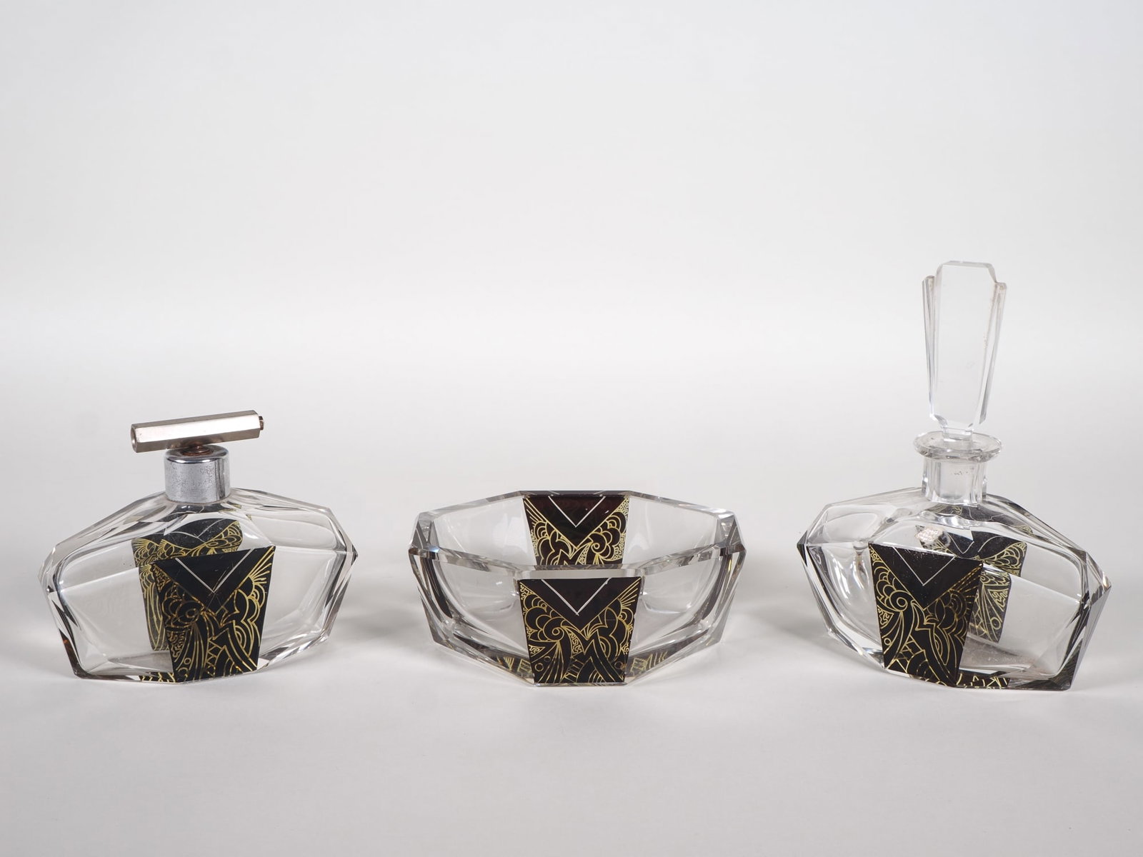 Art Deco 1930s Toilet Set (1 of 2)