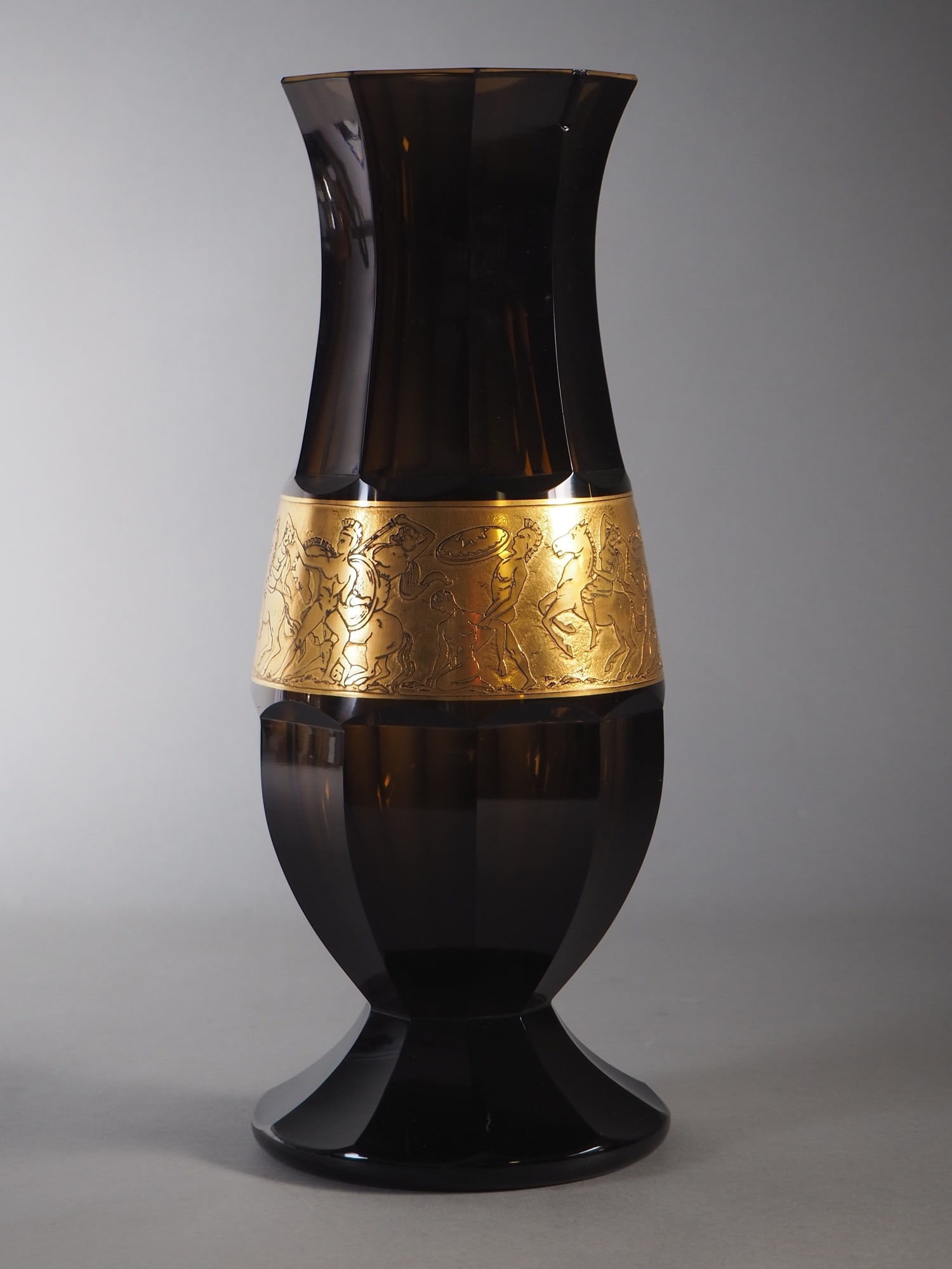 Large vase "Moser Karlsbad", around 1900 (1 of 3)