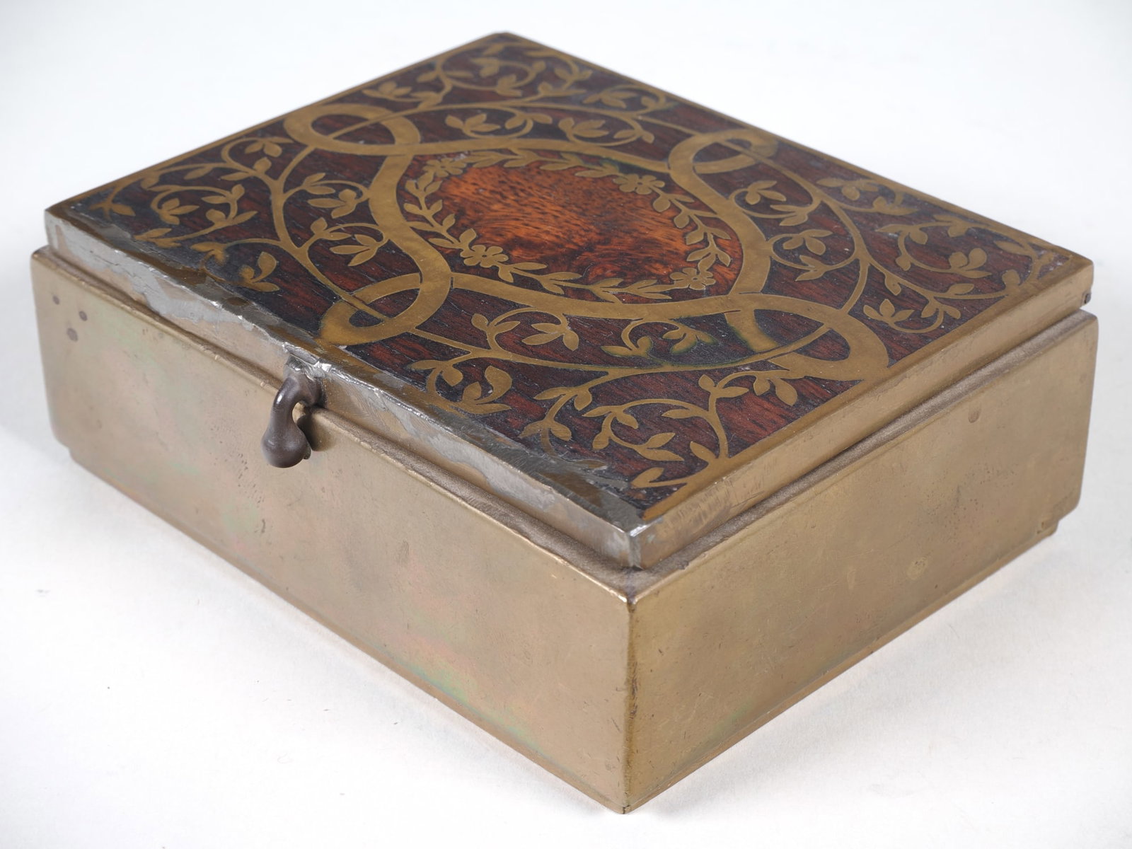 Small music box, 19th century (1 of 2)