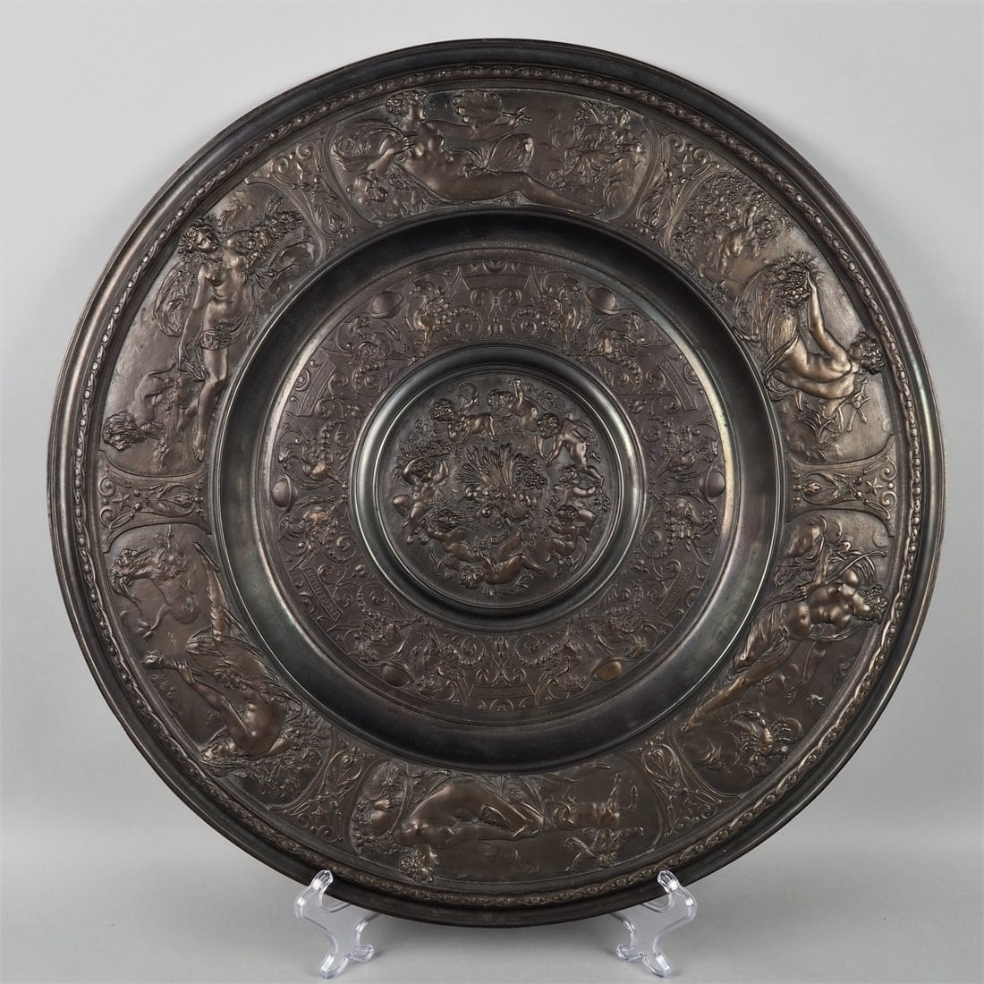 Large splendor relief plate around 1880 (1 of 6)