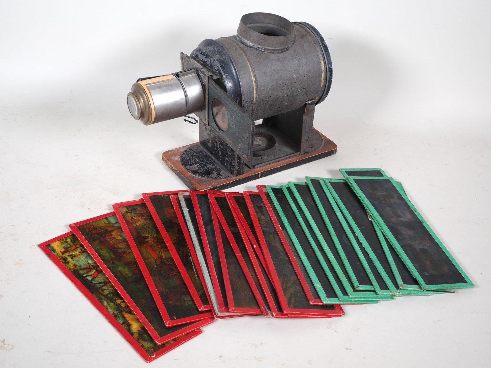 Laterna Magica "Skioptikon" circa 1890, with glass images (1 of 2)