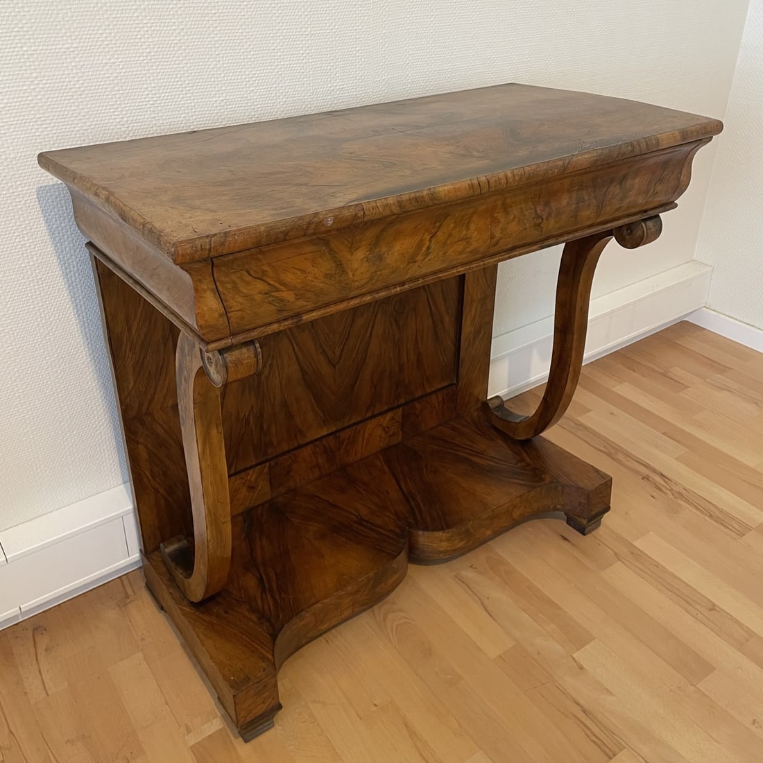 Biedermeier console around 1820 (1 of 5)