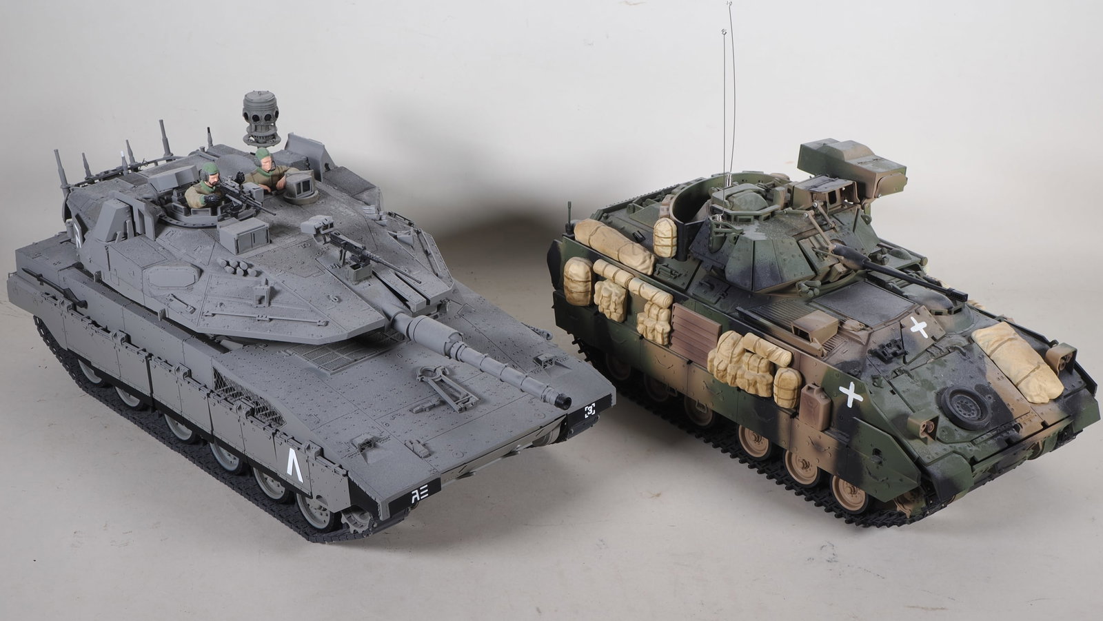 2 large tank models with drive, Israeli Merkava and US M2A2 Bradley (1 of 2)
