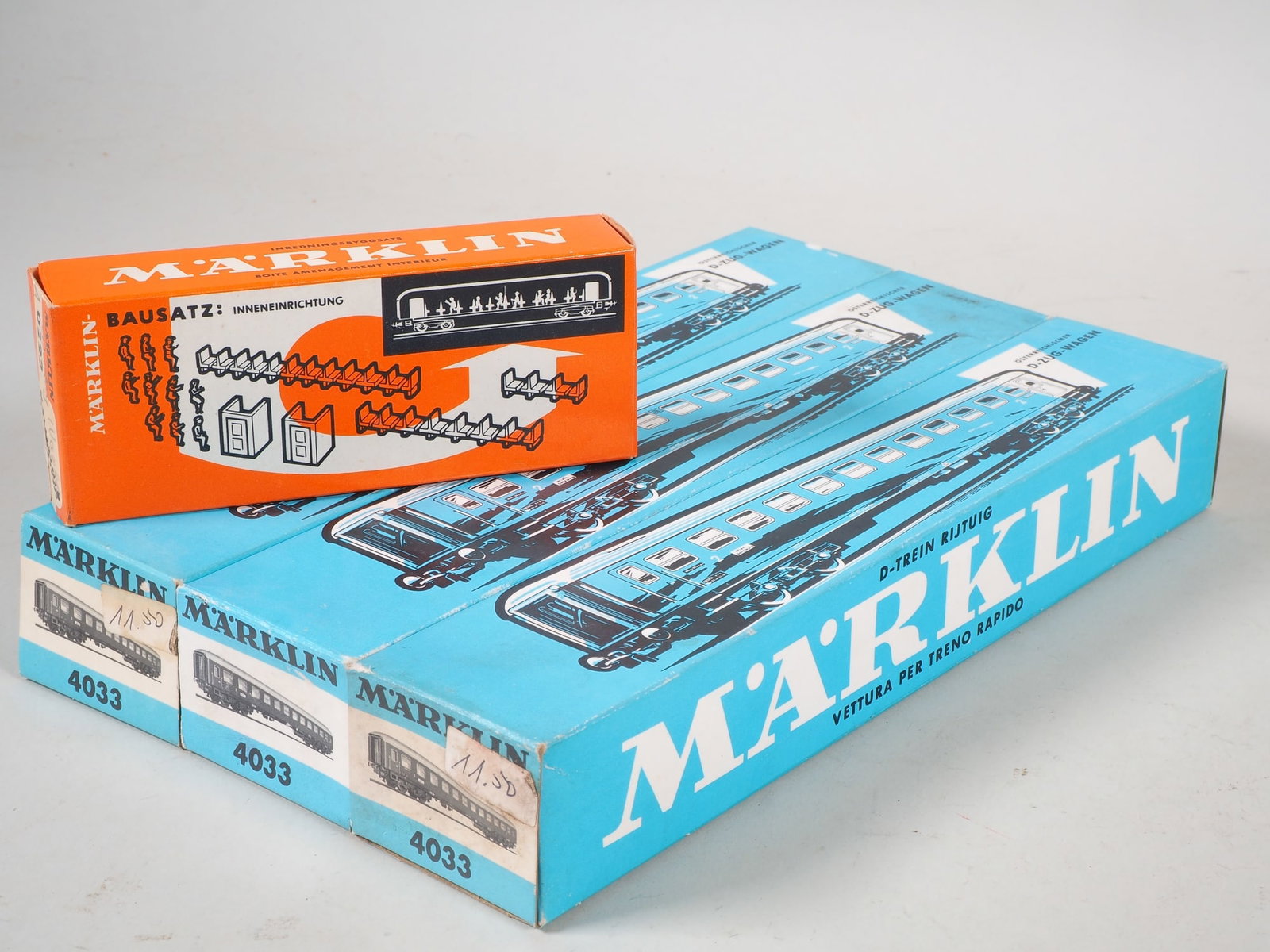 Märklin express coach ÖBB, 4033 + Interior Kit 0222, H0, in OP (1 of 2)