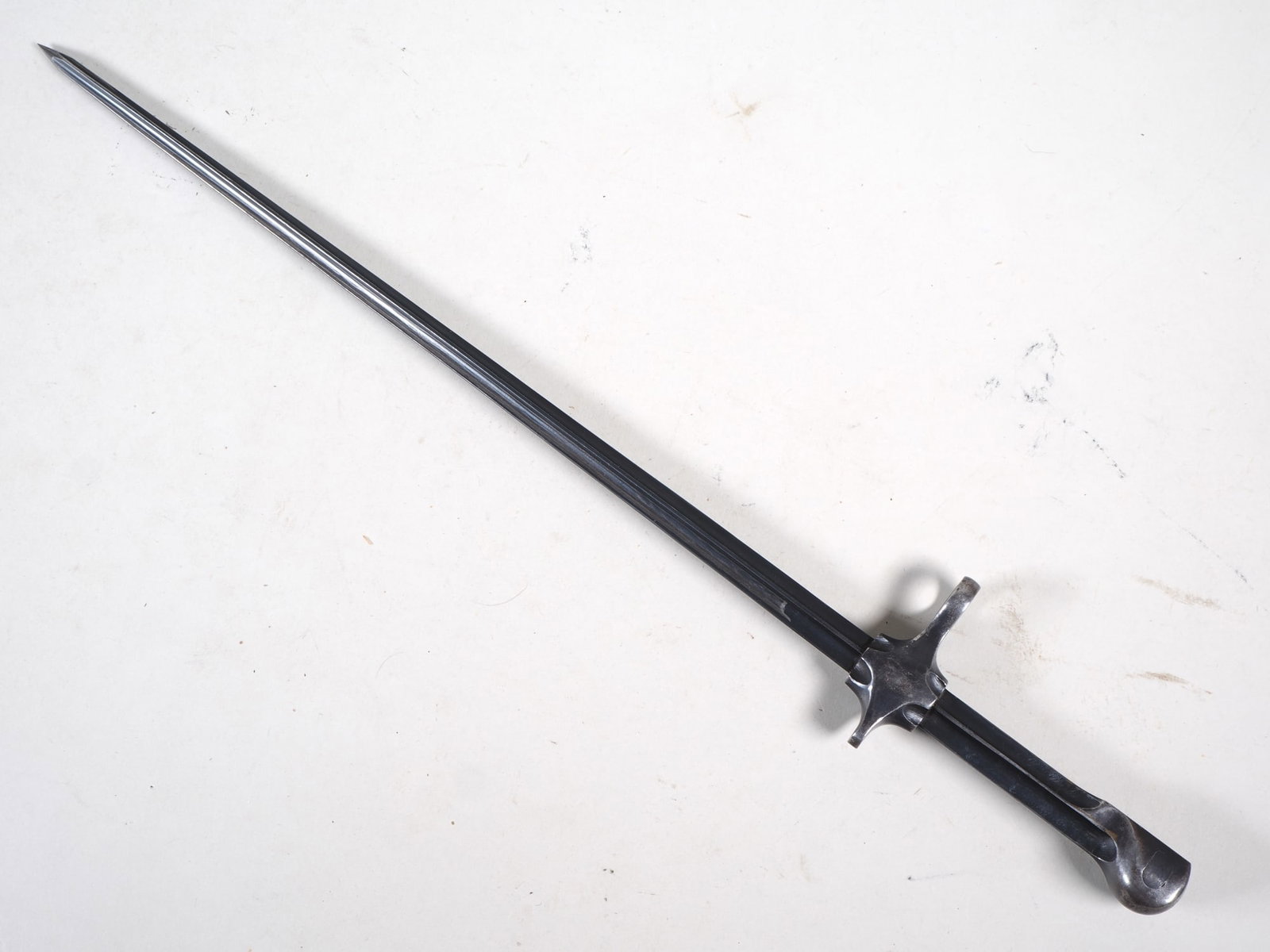 Switzerland: Square-cut bayonet M 1889/92 (1 of 3)