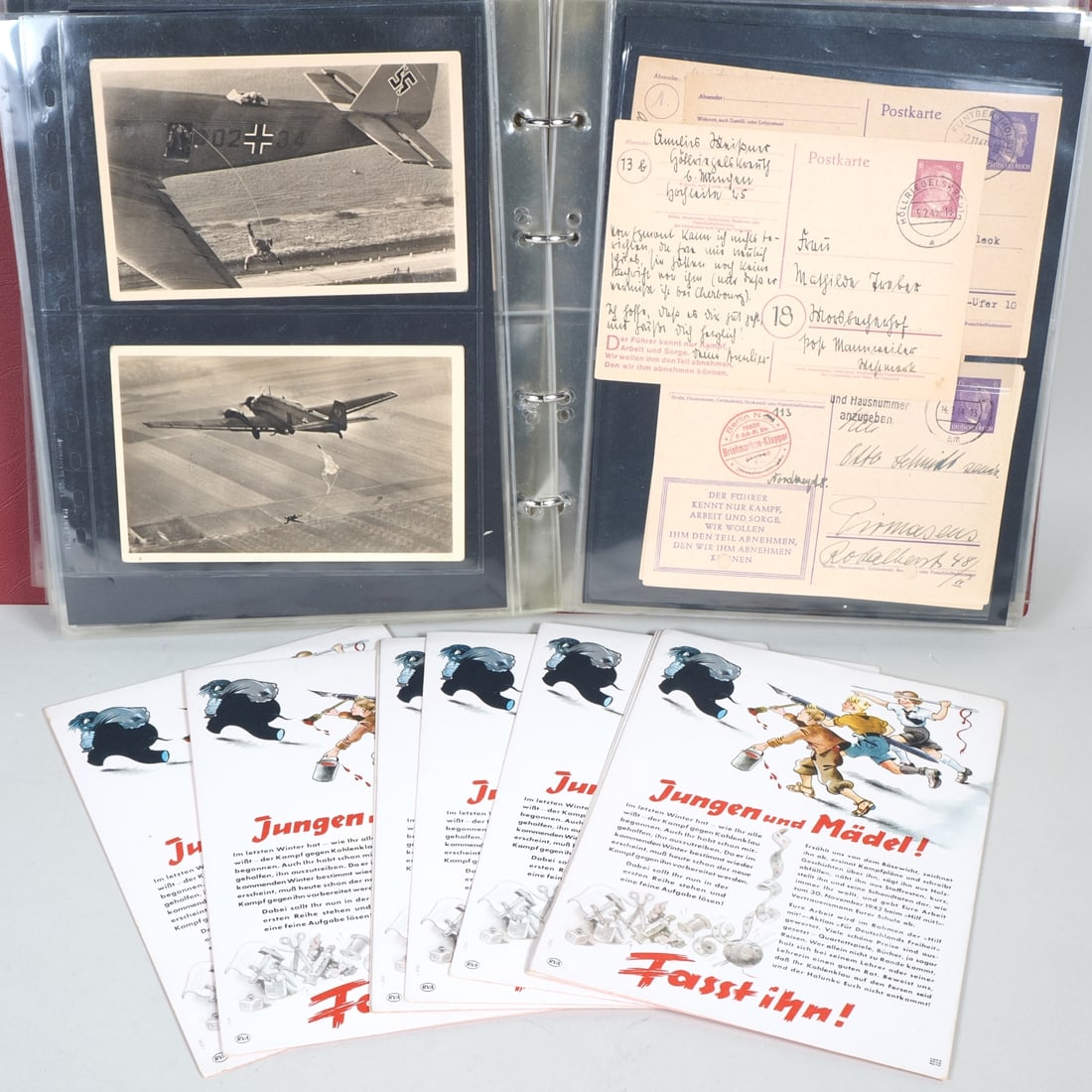 Extensive folder with Nazi postcards and WHW stamps. (1 of 5)