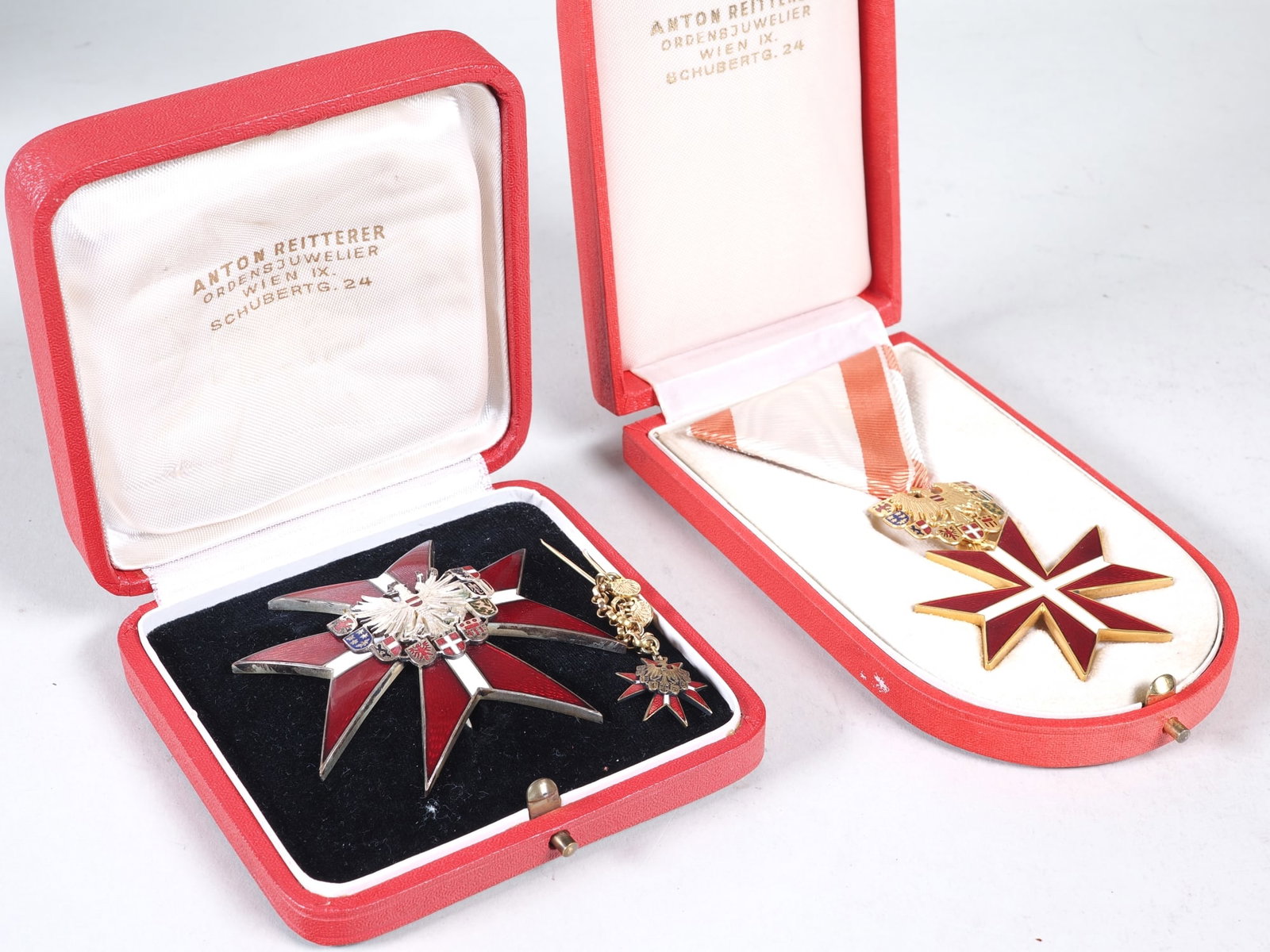 Austria: Gold Medal of Honour and Grand Medal of Honour for Services (1 of 2)