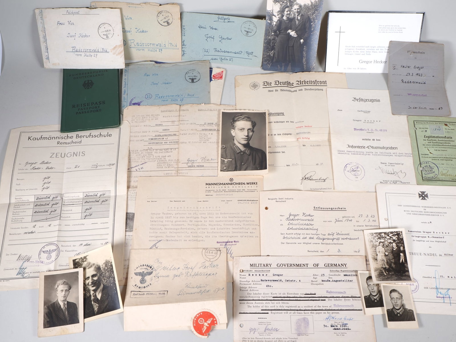 Wehrmacht paper estate with ISA certificate, Grenadier Regiment 753: Wehrmacht paper estate with ISA certificate, Grenadier Regiment 753Related papers, various DAF certificates, various field post with F.P. No. 66278, driving licence, soldier photos, certificate of own