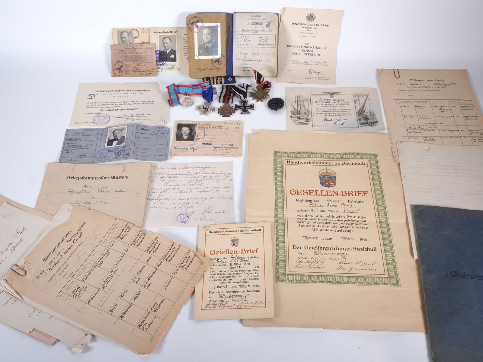 Estate of Special Forces Officer (Z) Wehrmacht WWII, orig. signature General von Zangen, 1945 (1 of 18)