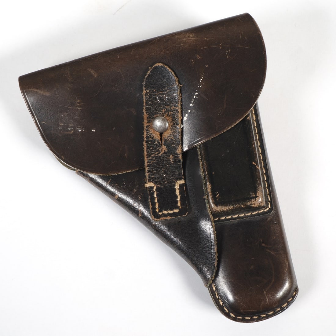 Late Wehrmacht pistol holster from 1945 for Walther PP or Mauser HSc, manufacturer "sat" (1 of 3)