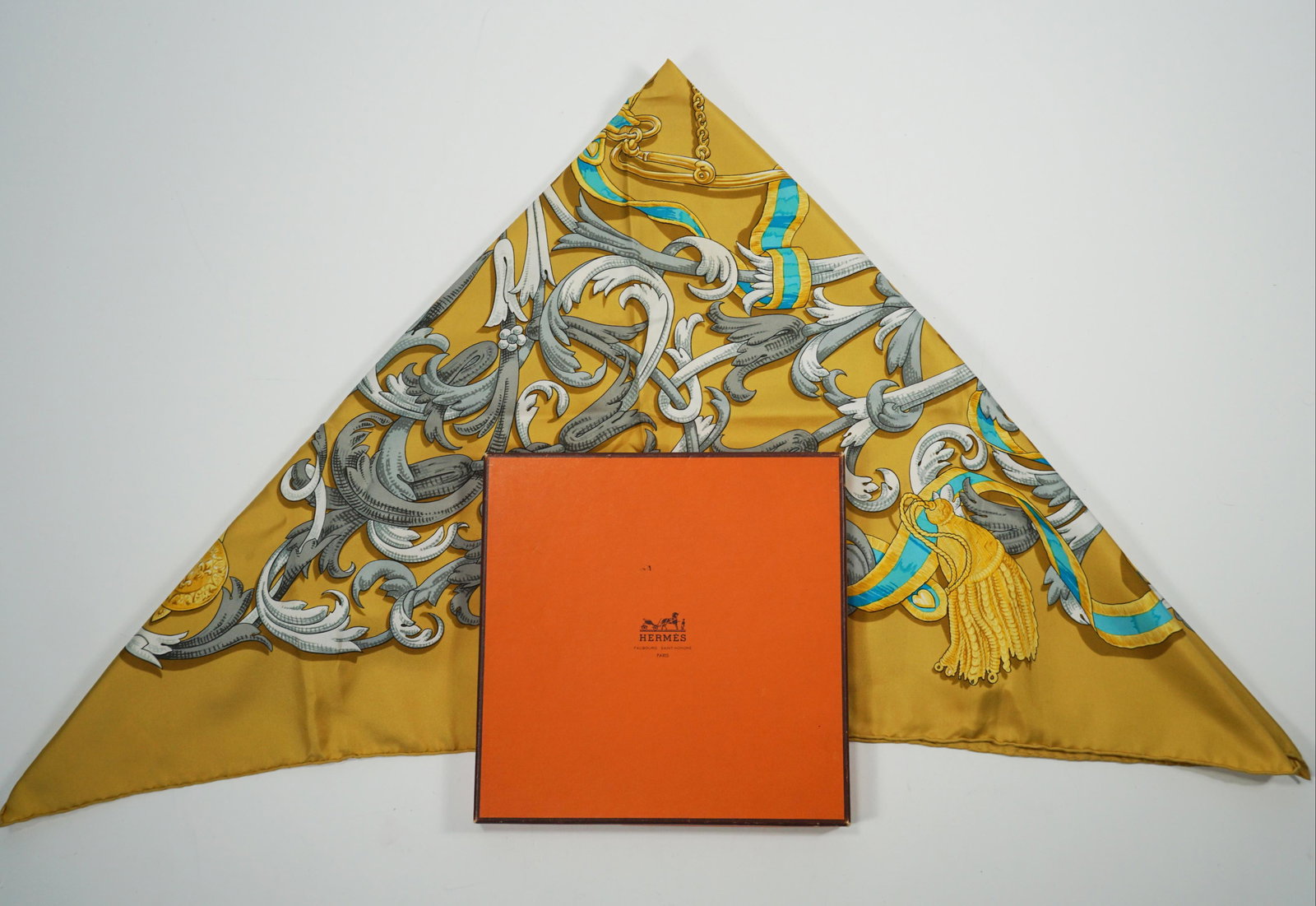 Hermes yellow Scarf (1 of 4)