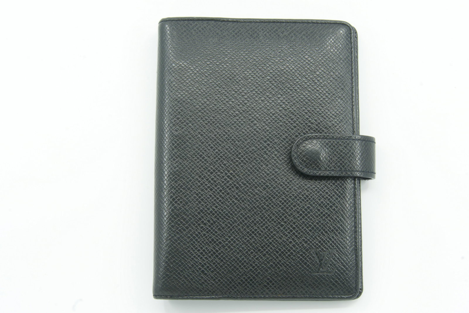 Louis Vuitton Agenda: Slight wear, Discoloraton, Small Rips, and scratches