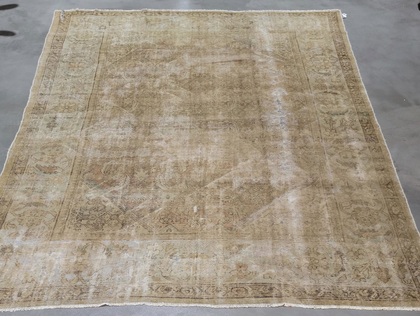 Antique Persian Mahal 9'4'' x 12'4'' Rug (1 of 5)