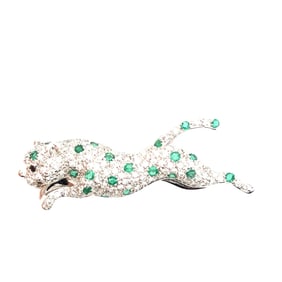 18K White Gold Diamonds and Emereld Jagvar Brooch