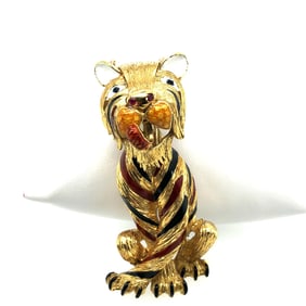 18K Yellow Gold Enamel lion Pin