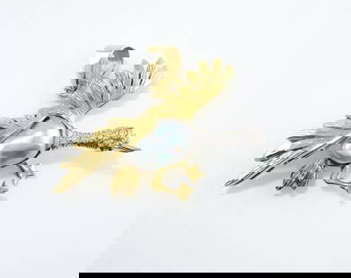 Elegant 18K Yellow Gold Bird Brooch with Natural Pearl & Diamonds: Elegant 18K Yellow Gold Bird Brooch with Natural Pearl & DiamondsCelebrate timeless craftsmanship with this exquisite 18K yellow gold bird brooch, a captivating piece of fine jewelry that beautifully
