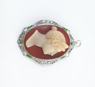 14K White Gold Agate Cameo Pendant