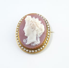 French 18K Yellow Gold High Relief Agate Cameo Brooch