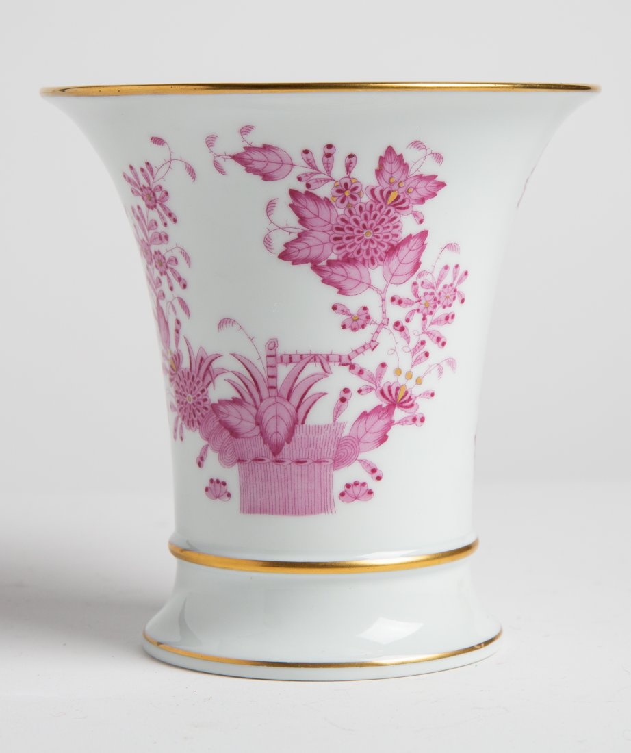 Herend Hungary Chinese Bouquet Purple Flower Pot (1 of 6)