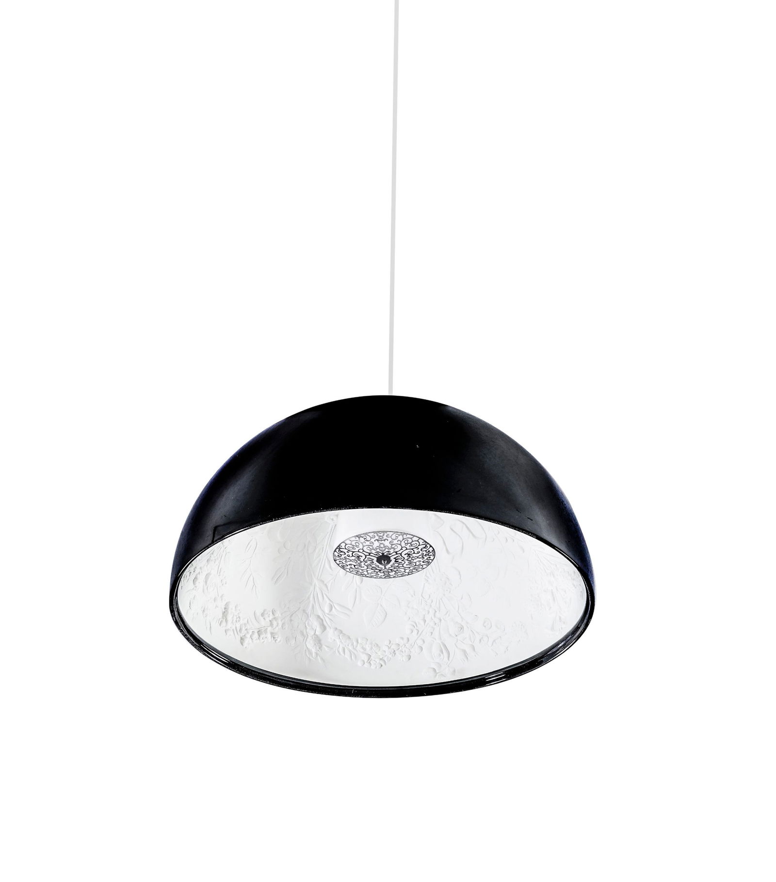 Suspension Skygarden 1 par Marcel Wanders (né en 1963), édition Flos, coupole en plât: Suspension Skygarden 1 par Marcel Wanders (né en 1963), édition Flos, coupole en plâtre blanc et finition laquée noire, diffuseur opalin et frise en acier ajouré, dimensions d