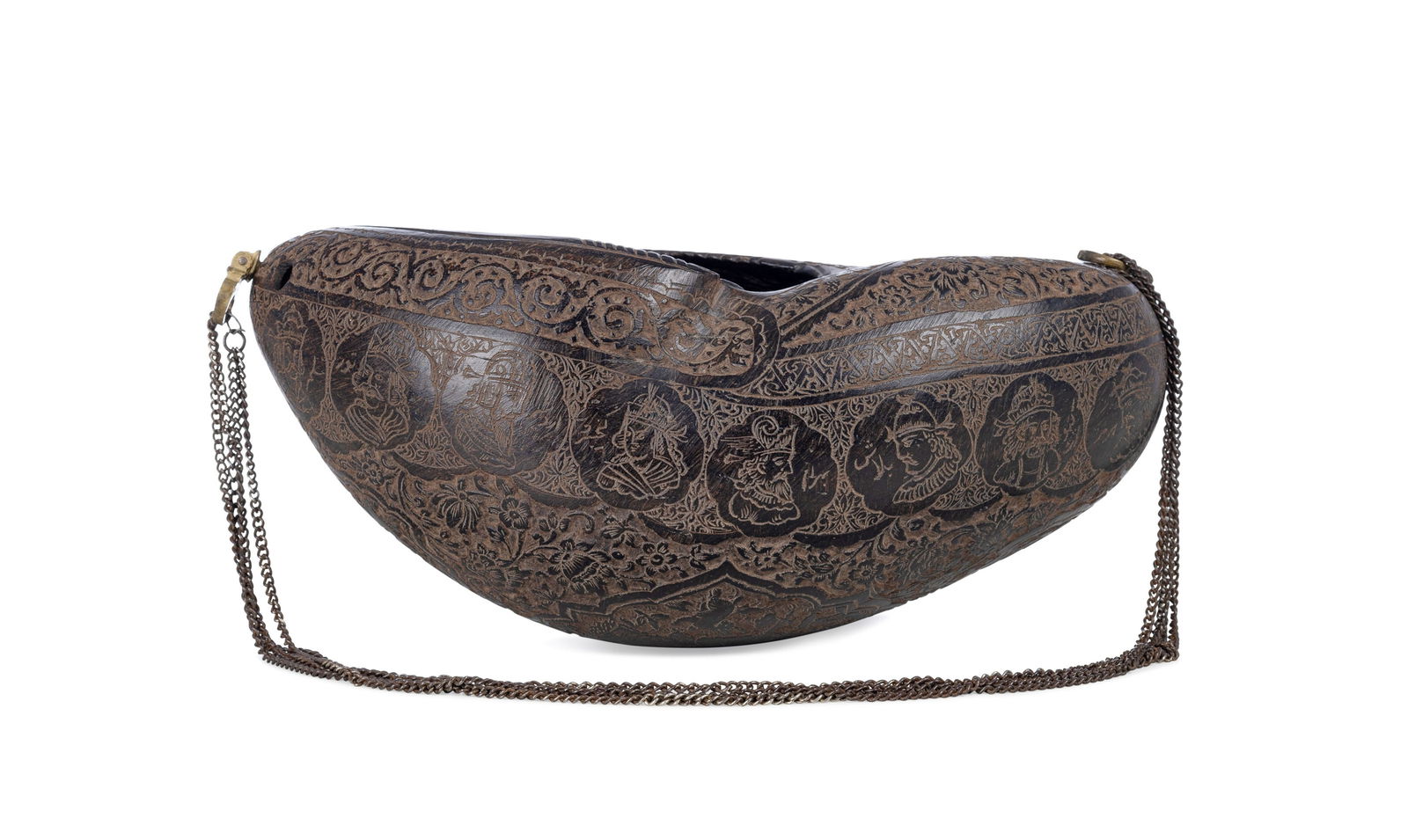 Kashkul sculpté en coco-de-mer, Iran, XIXe-XXe s., décor de fleurs et d'oiseaux et repr (1 of 5)