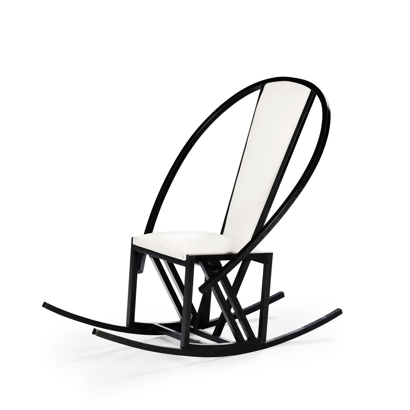 Rocking chair Contraste par Pascal Mourgue (1943-2014), en bois noirci, garniture en tissu beige, mo: Rocking chair Contraste par Pascal Mourgue (1943-2014), en bois noirci, garniture en tissu beige, modèle créé en 1982 Condition taches sur la garniture manques à la peint