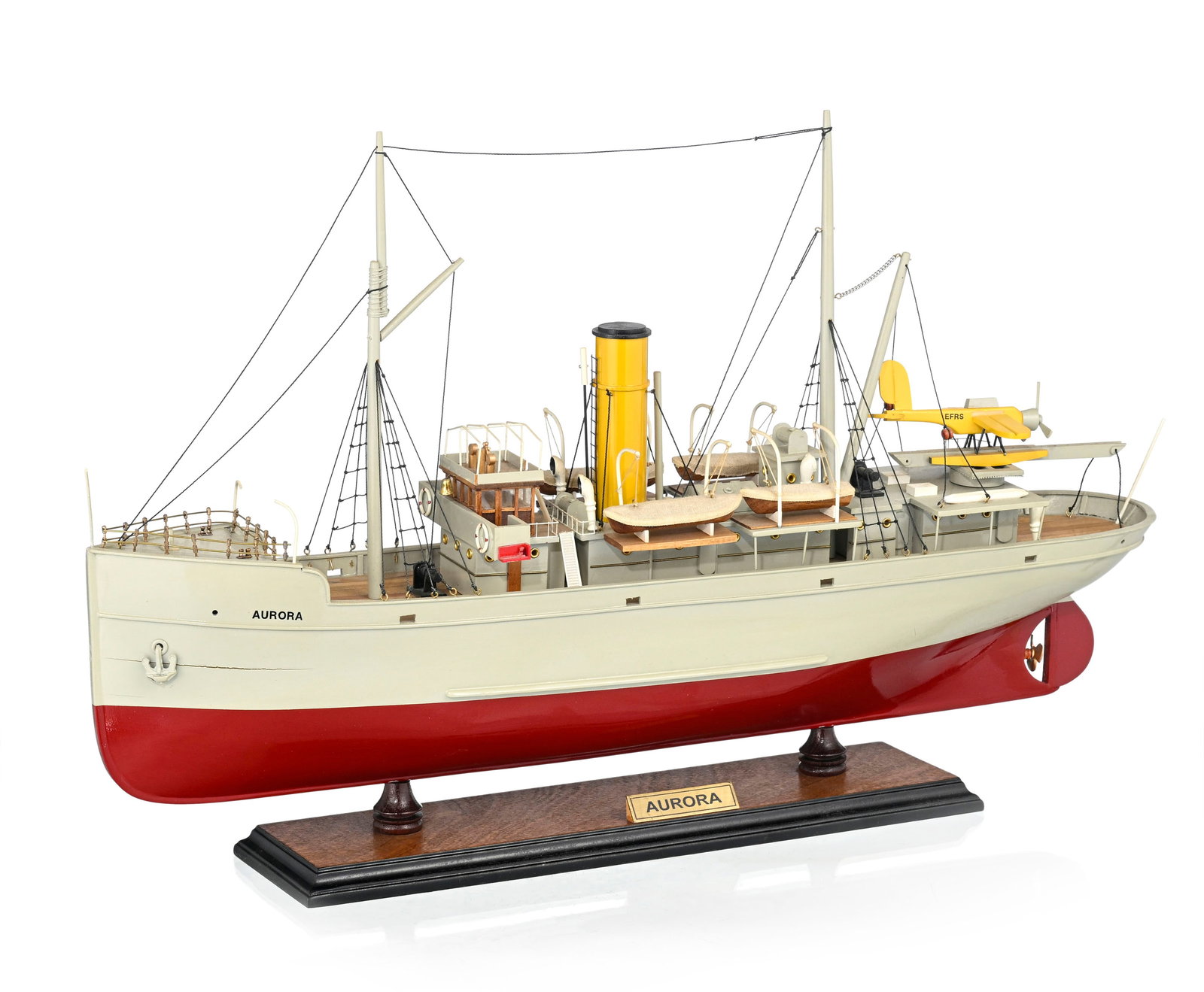 L'Aurora, L'Etoile Mystérieuse, d'après Hergé, modèle réduit artisanal en b: L'Aurora, L'Etoile Mystérieuse, d'après Hergé, modèle réduit artisanal en bois, métal et plastique, long. 60 cm Provenance