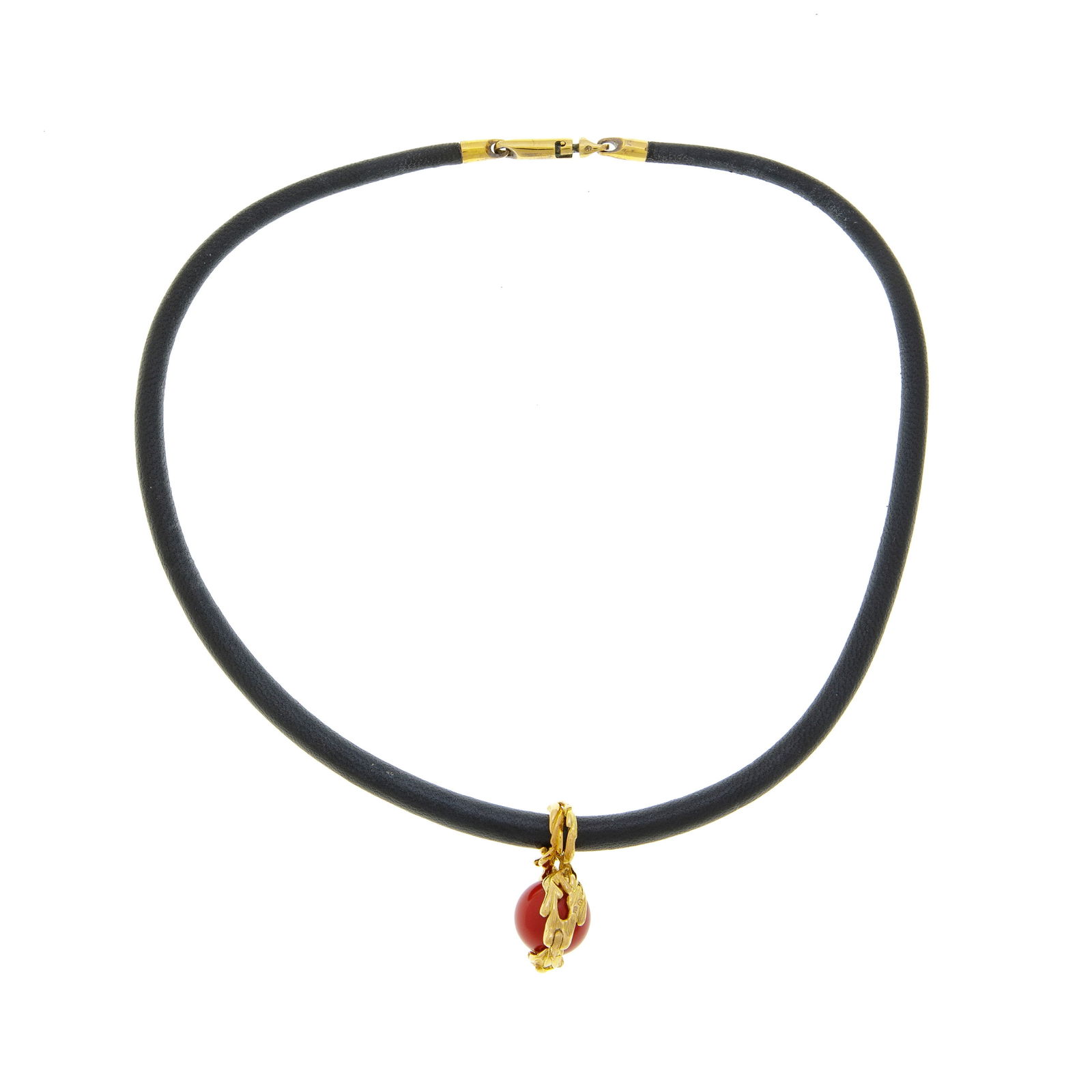 Gilbert Albert, pendentif en or 750 à motif végétal stylisé et ses 6 billes inte: Gilbert Albert, pendentif en or 750 à motif végétal stylisé et ses 6 billes interchangeables (diam. 13 mm) en acier, cristal de roche, résine rouge, chrysoprase, oeil-de-taure