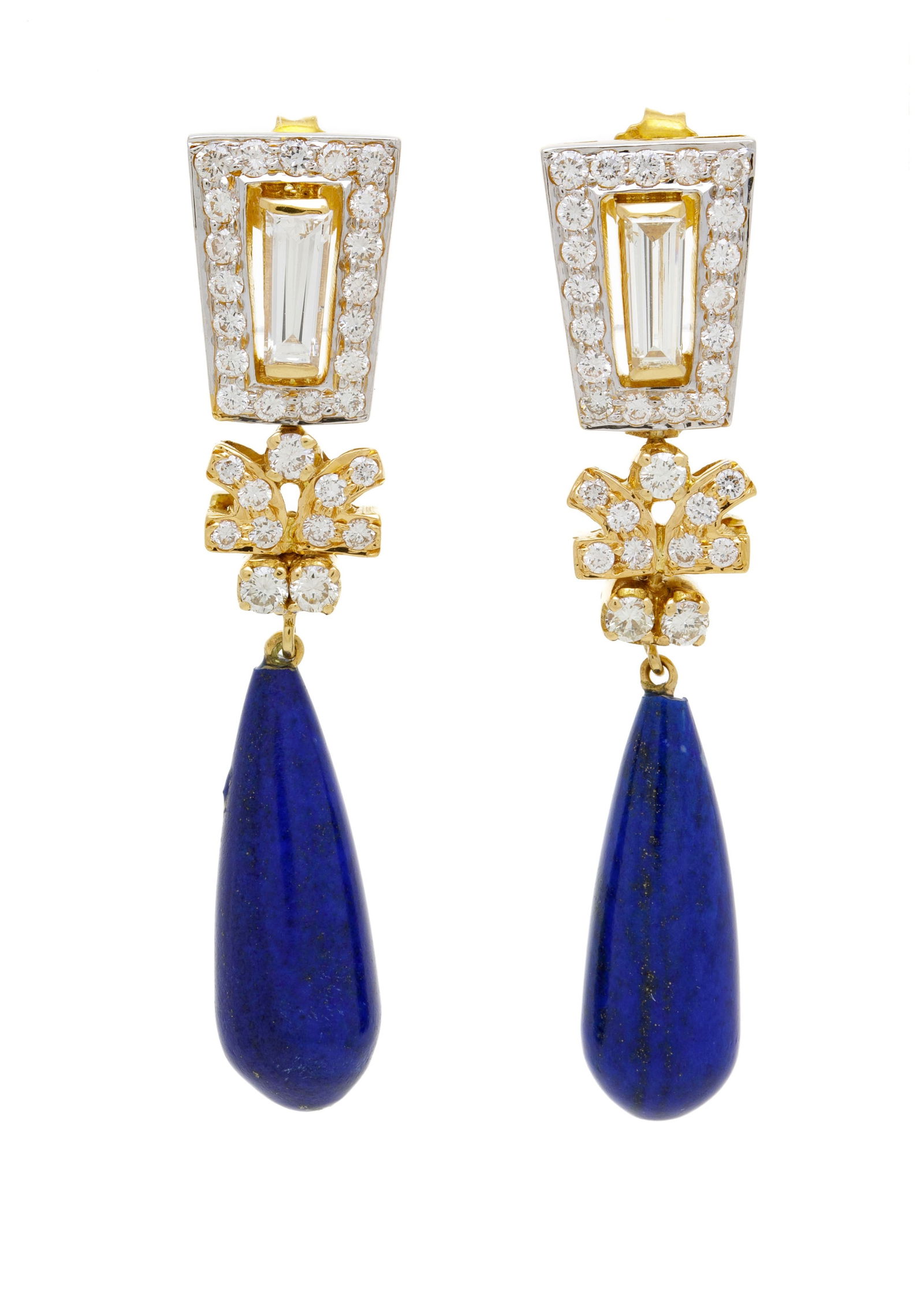 Paire de pendants d'oreilles or 750 sertis de diamants taille trapèze et brillant retenant des  (1 of 4)