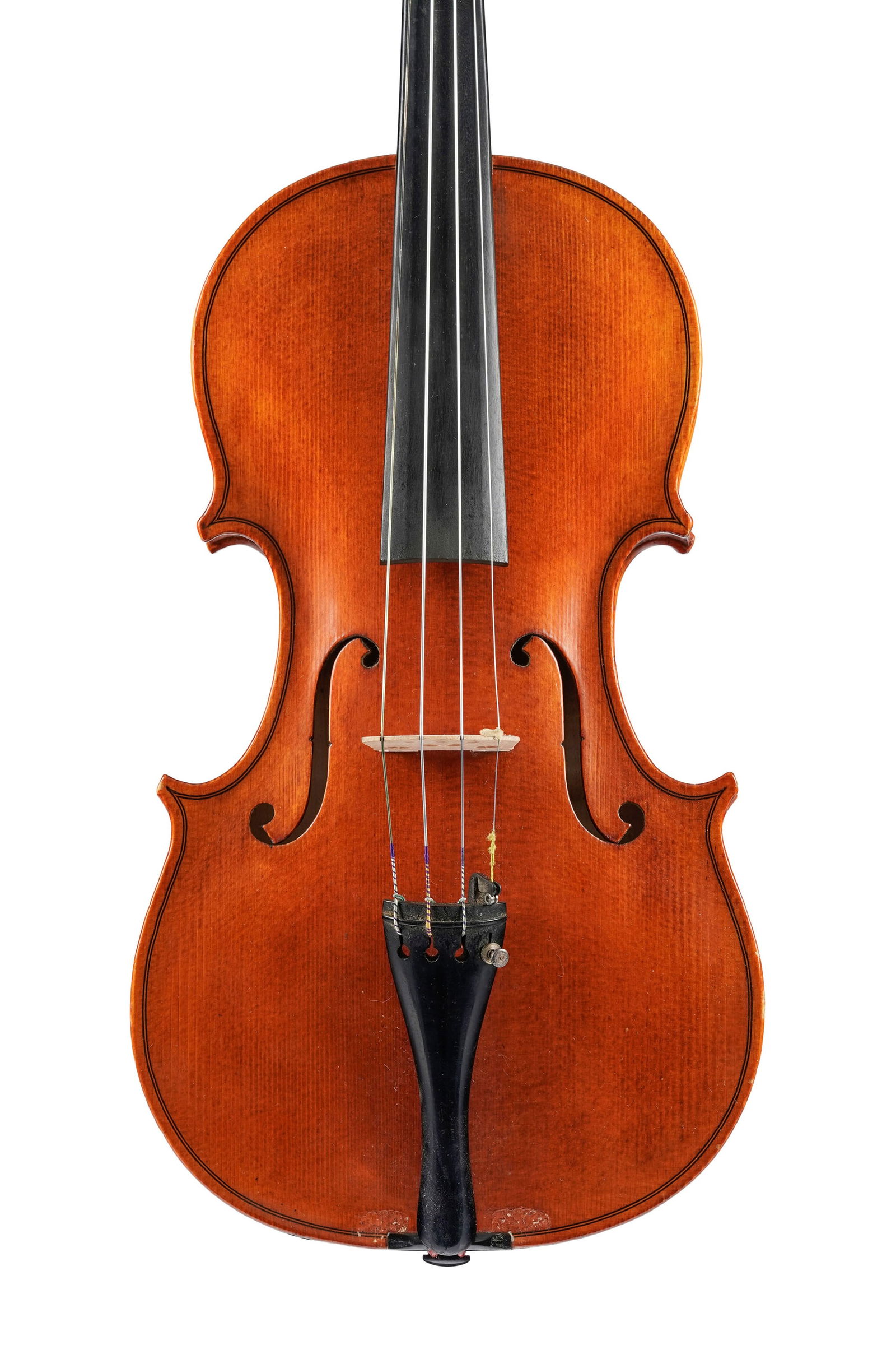 Violon moderne de l'école allemande portant une marque au fer inconnue sous le talon et dans le: Violon moderne de l'école allemande portant une marque au fer inconnue sous le talon et dans le fond, 357 mm ConditionPrêt à jouer Décollements 