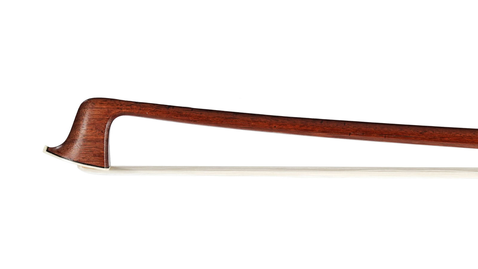 Archet de violon d'Alfred Lamy Père vers 1910, assisté de ses fils, et dont il porte la ma (1 of 5)