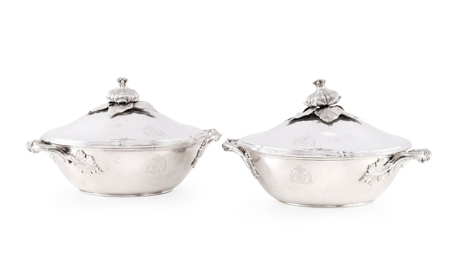 Paire de légumiers en argent Minerve 1er titre, la prise en forme de fleur, les anses feuillage (1 of 5)