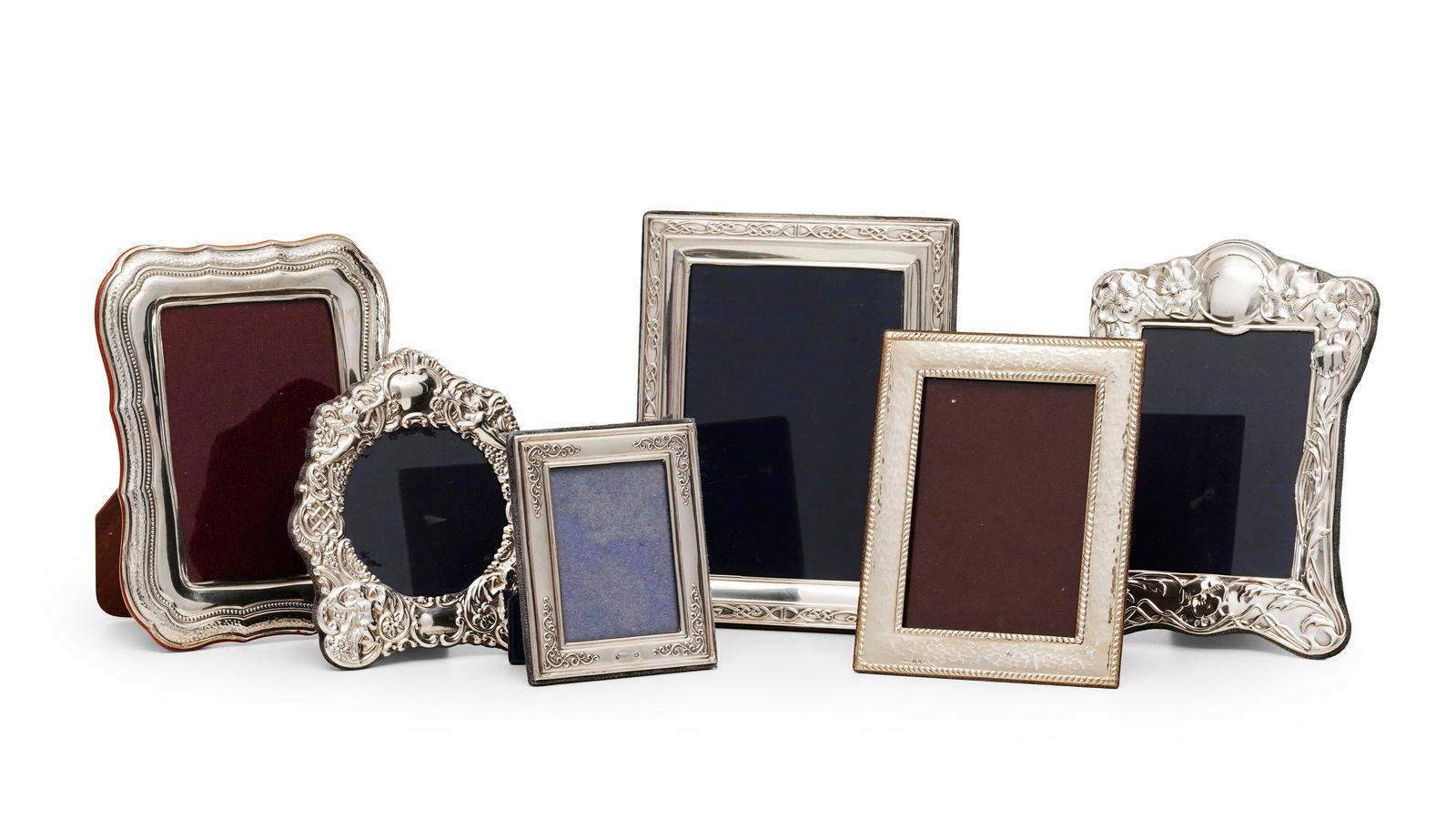 Ensemble de 6 cadres en argent anglais et métal argenté italien, XXe s., diverses formes e (1 of 1)
