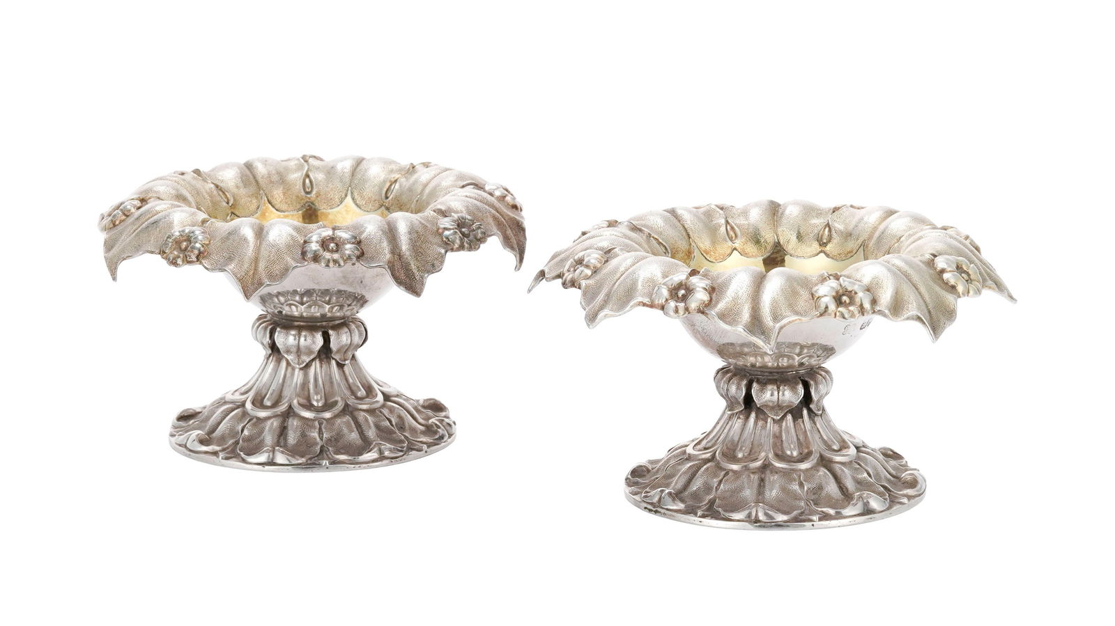 Paire de salerons sur piédouche d'époque George III en vermeil, par Barnard, Londres, 1829 (1 of 2)