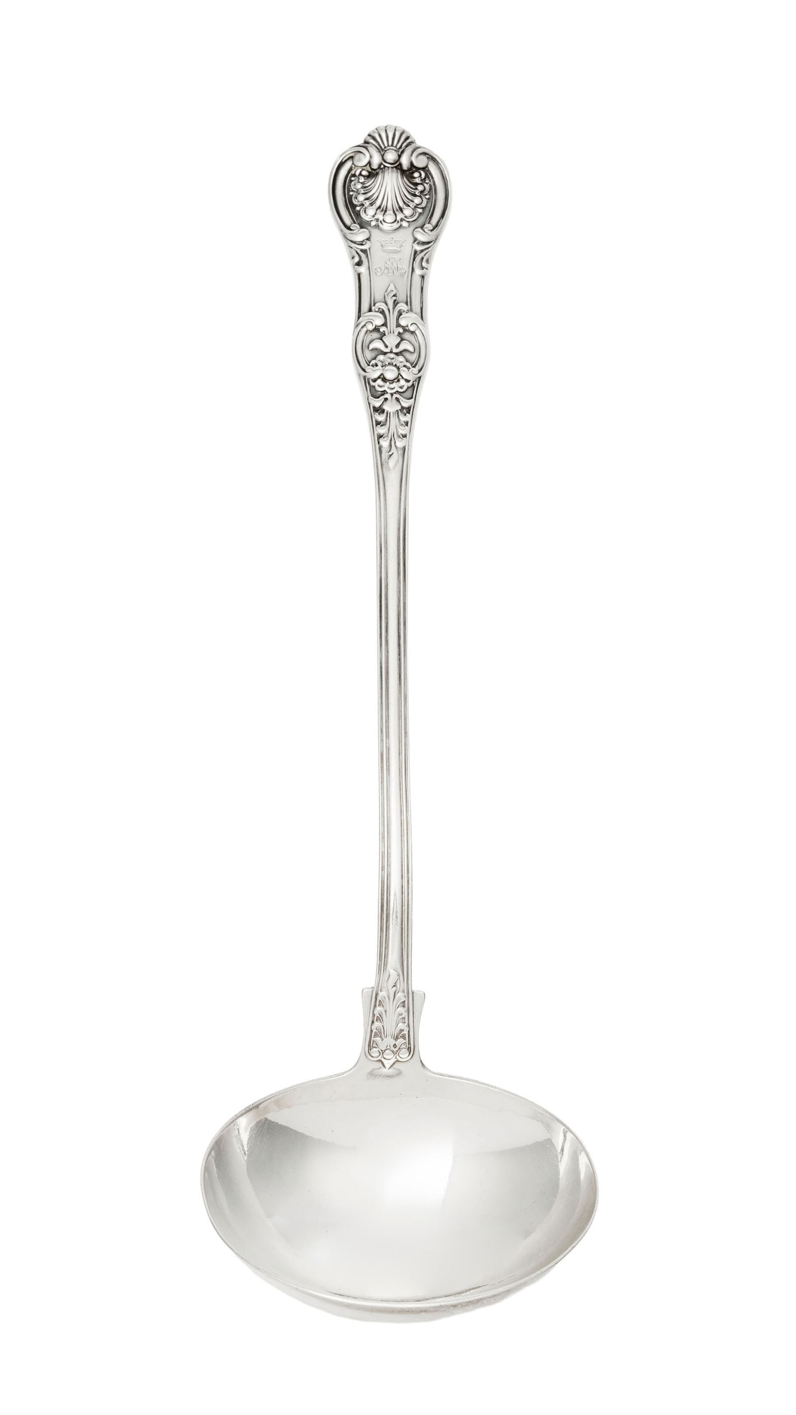 Louche de service d'époque George III en argent, Londres, 1832, modèle Queen Pattern, grav: Louche de service d'époque George III en argent, Londres, 1832, modèle Queen Pattern, gravée d'un monogramme couronné, long. 33,5 cm, 300g