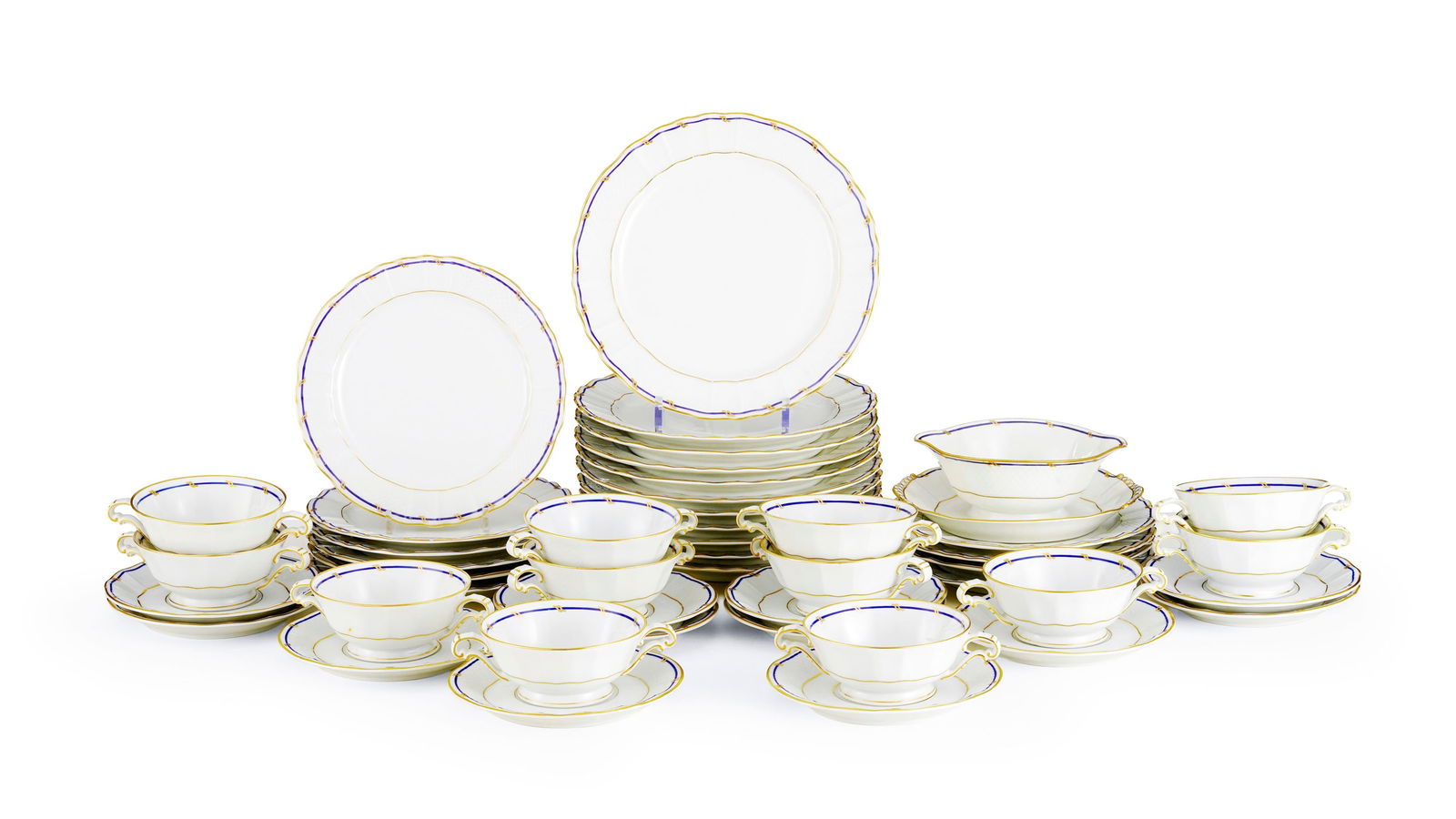 Partie de service en porcelaine de Limoges, Manufacture Bernardaud, modèle Saint-Cloud, compren (1 of 3)