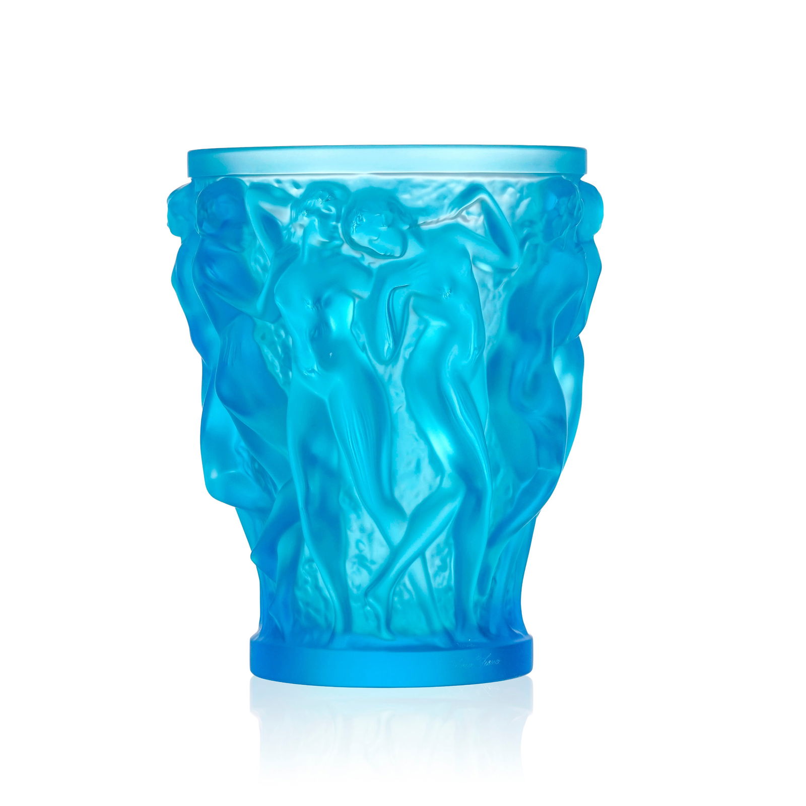 Vase en verre moulé-pressé bleu signé Lalique France, modèle Bacchantes, d'apr&#: Vase en verre moulé-pressé bleu signé Lalique France, modèle Bacchantes, d'après le modèle de René Lalique créé en 1927, h. 24,5 cm
