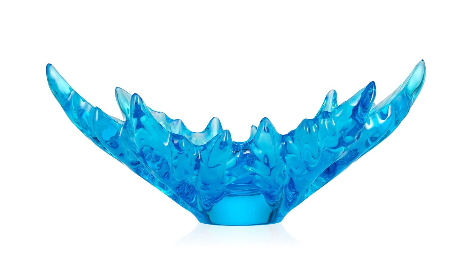 Coupe en verre moulé-pressé bleu signée Lalique France, modèle Champs-Elysé: Coupe en verre moulé-pressé bleu signée Lalique France, modèle Champs-Elysées, modèle créé en 1951 par Marc Lalique, long. 45 cm 