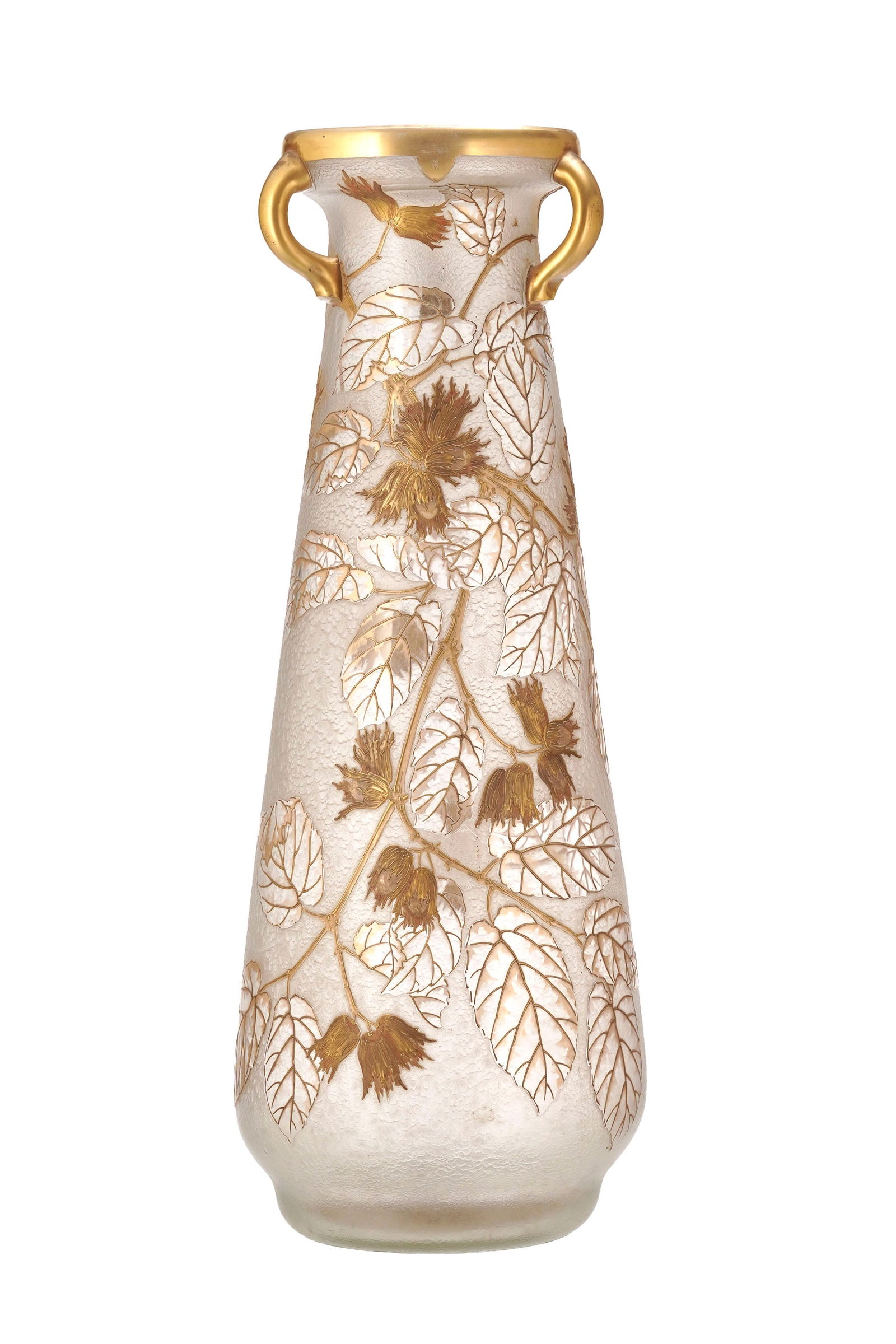 Grand vase en verre à 3 anses attribué à Legras, à décor de branches de noi: Grand vase en verre à 3 anses attribué à Legras, à décor de branches de noisetier, h. 68,5 cm 