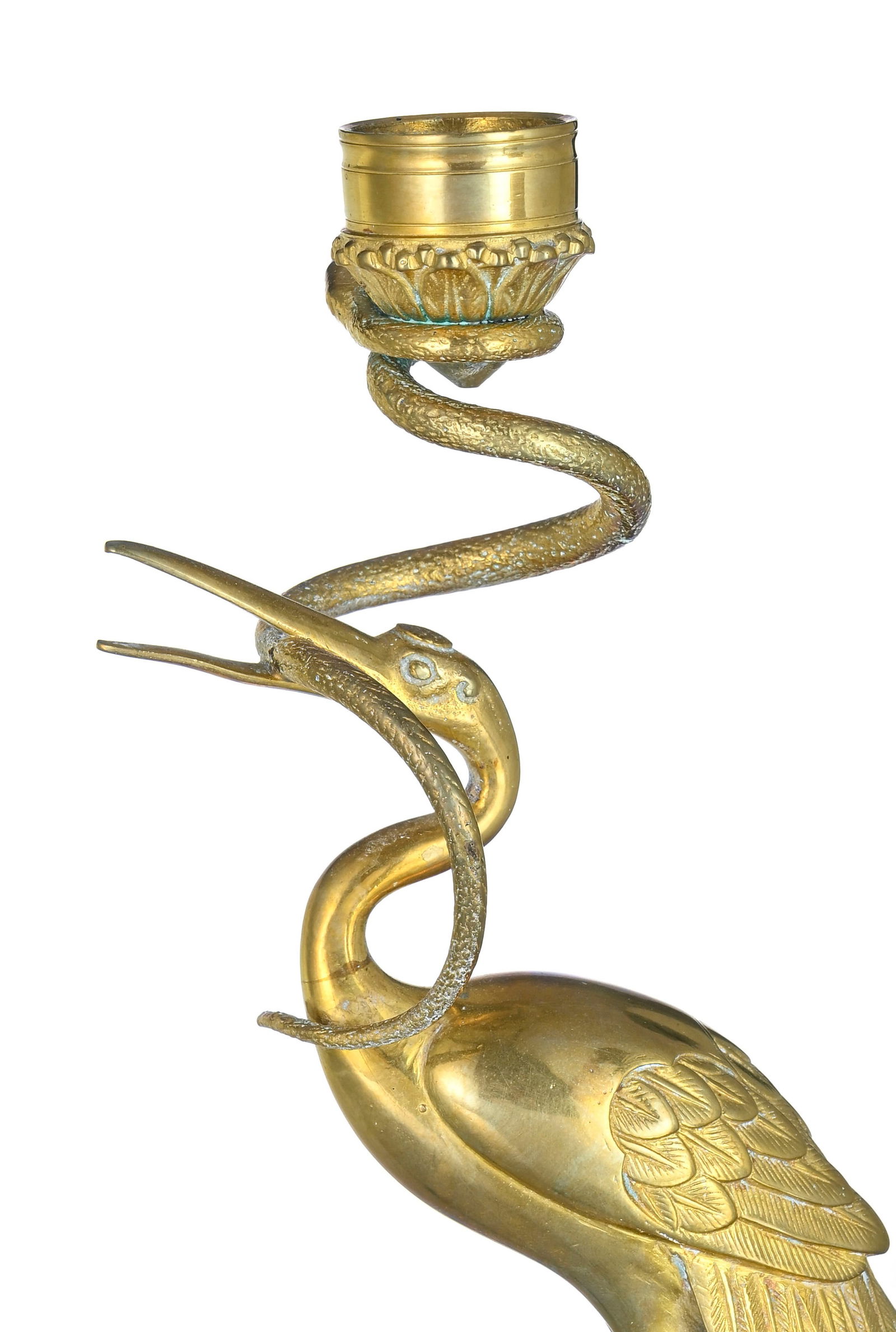 Paire de bougeoirs de style Victorien, XXe s., en laiton, à décor d'un échassier sur  - 3