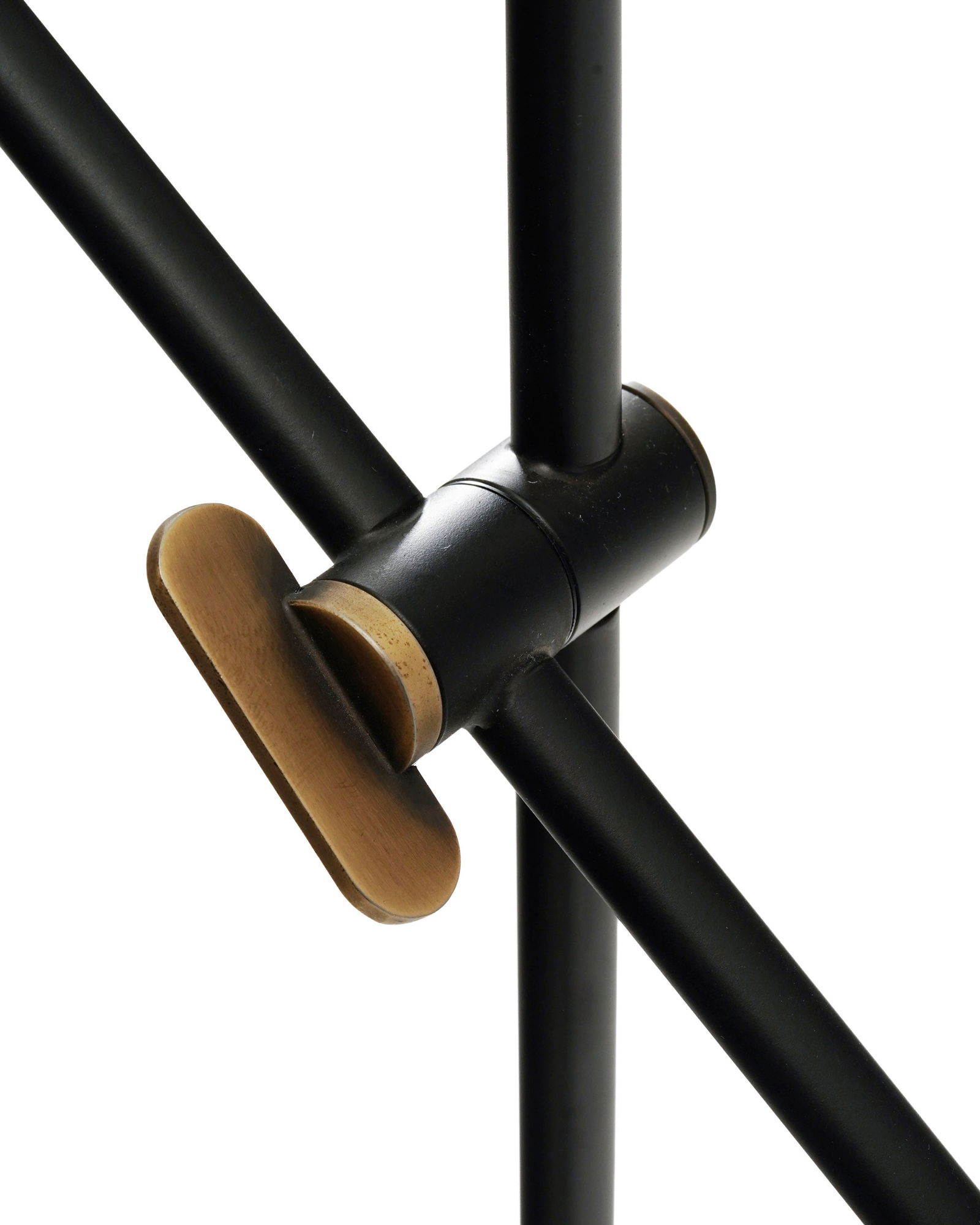 Lampe de sol Kendama par Massimo Zazzeron (né en 1975), édition Giorgetti, en métal b - 3