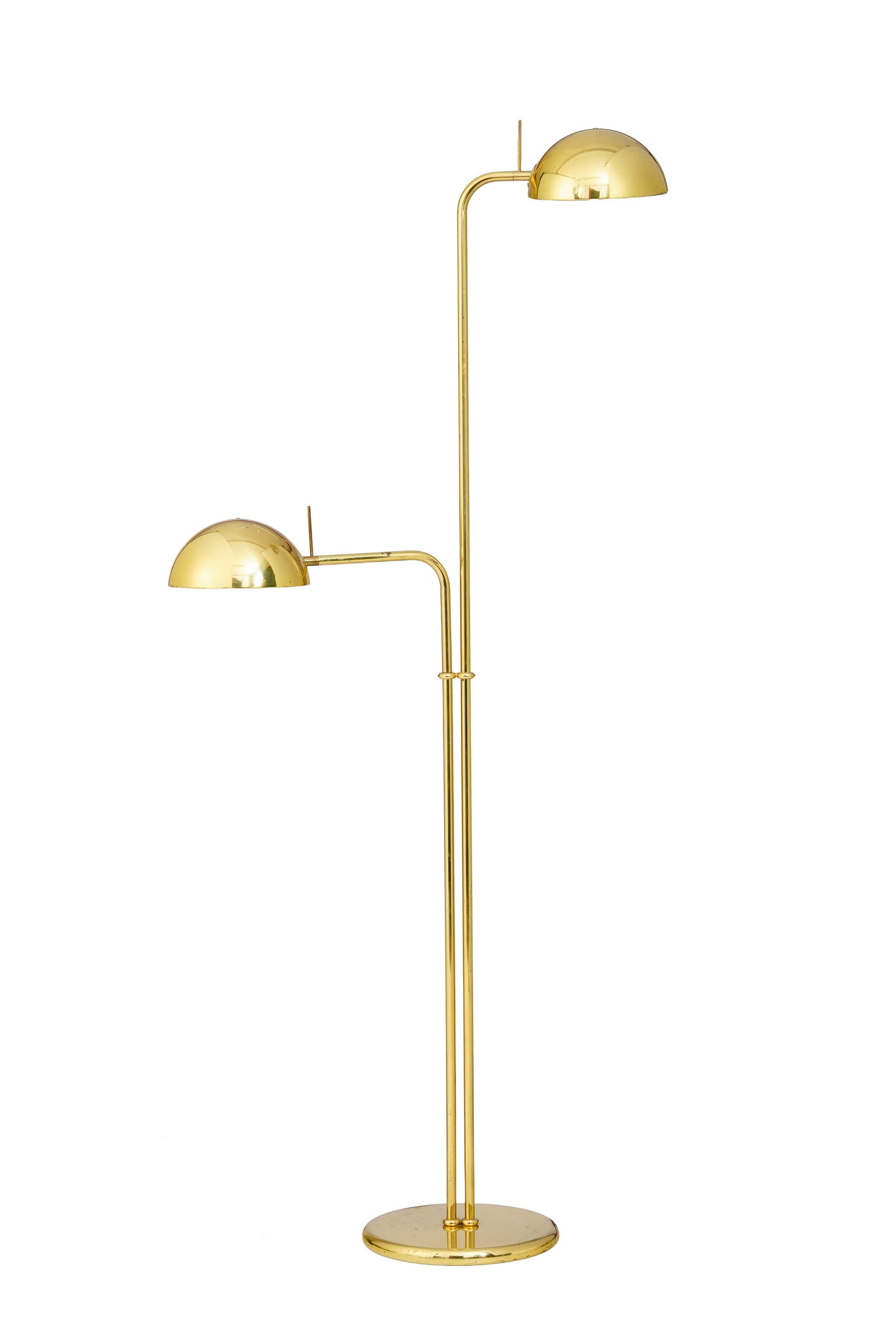 Lampadaire, circa 1980, à structure en métal doré composée de deux fûts tub (1 of 2)