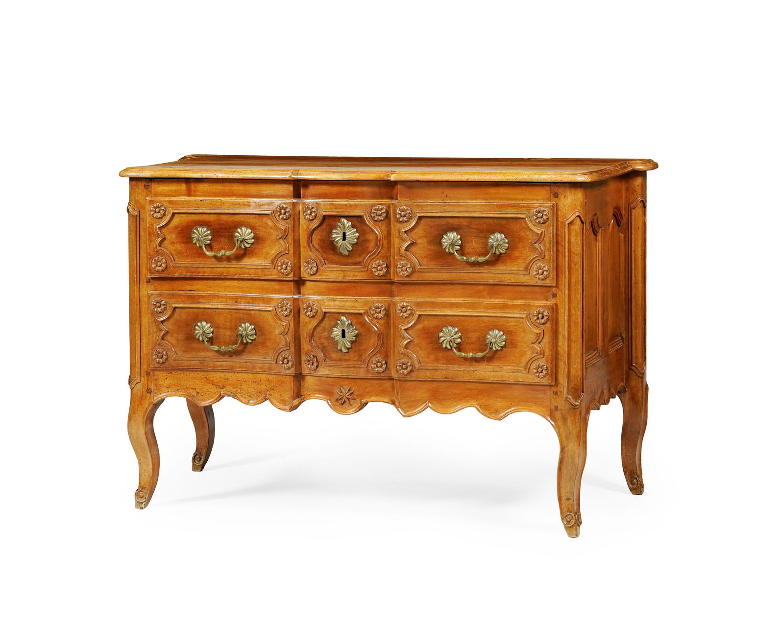 Commode, XVIIIe s., en noyer mouluré et sculpté, ouvrant par deux tiroirs en façade,  (1 of 2)