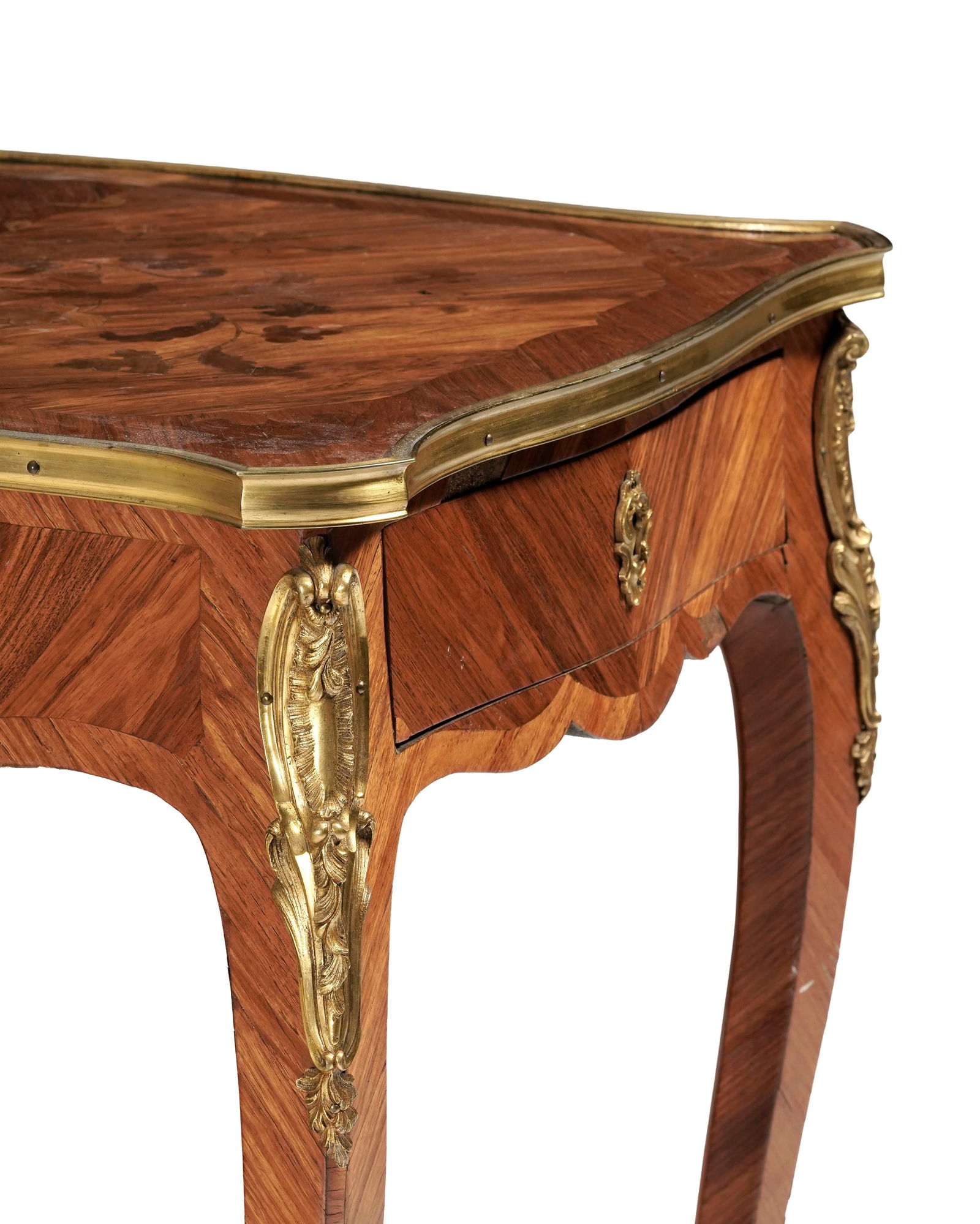 Table de salon en partie d'époque Louis XV, en placage de bois de rose et marqueterie de fleurs - 2